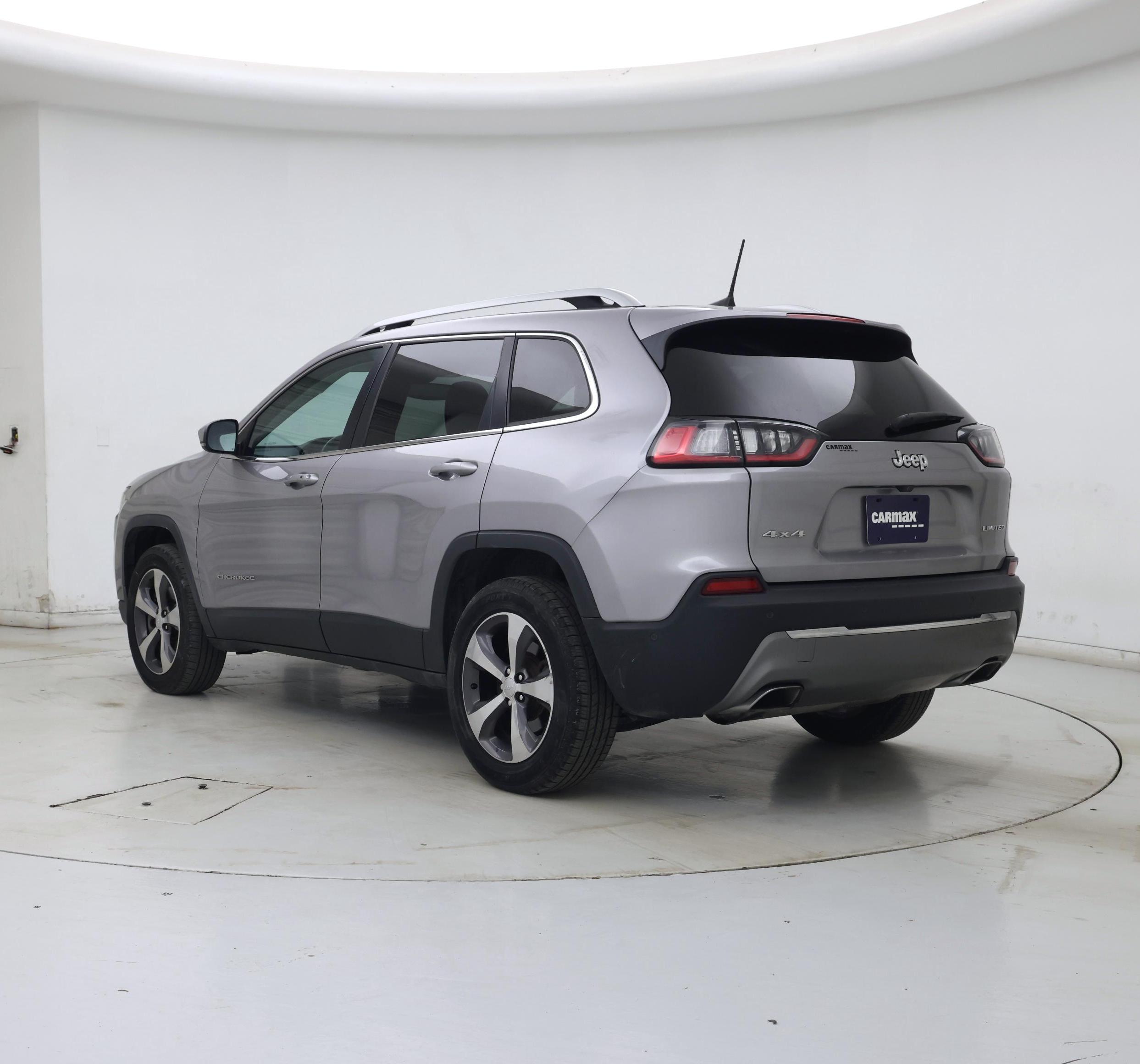 Thumbnail: 2019 Jeep Cherokee - 2