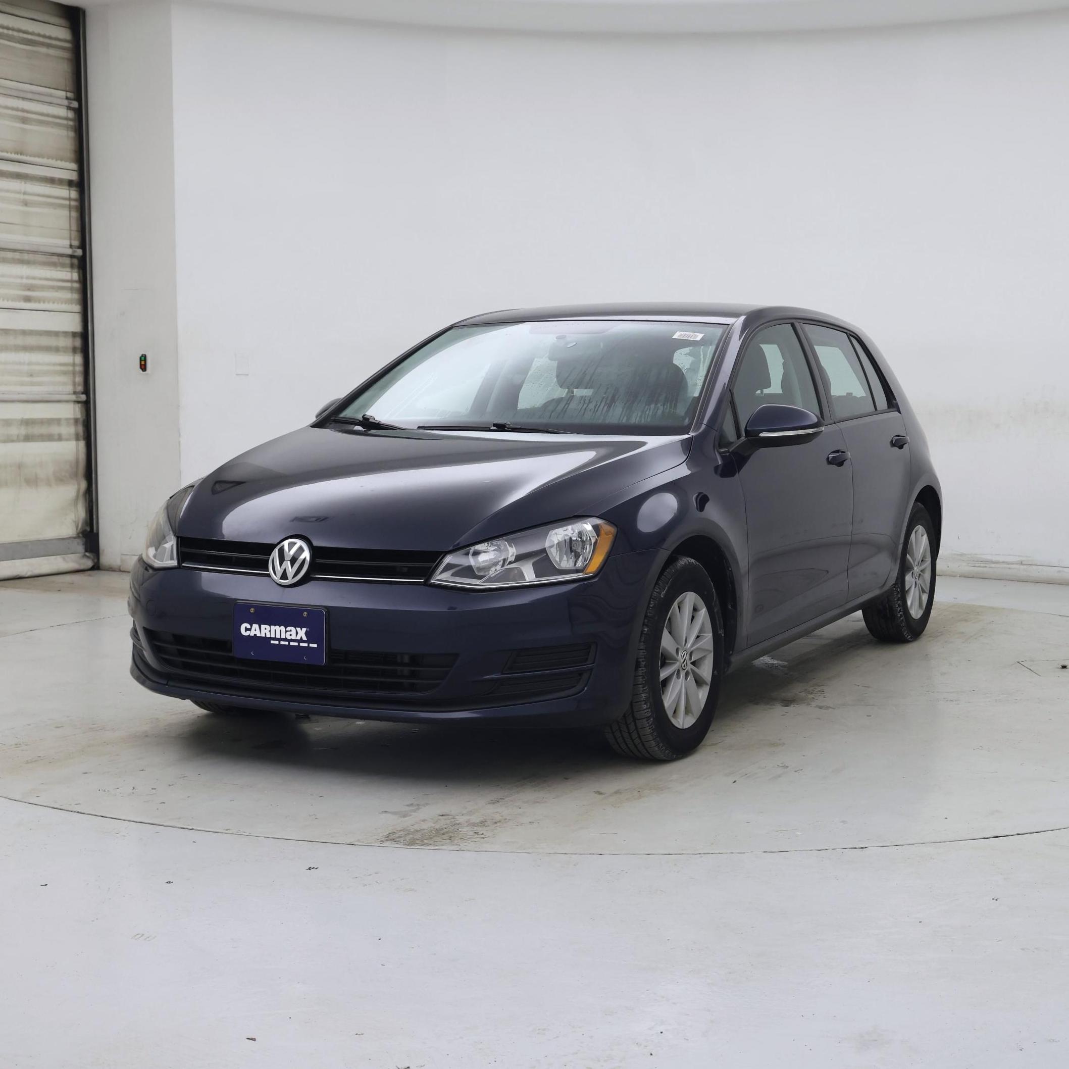 Thumbnail: 2016 Volkswagen Golf - 4