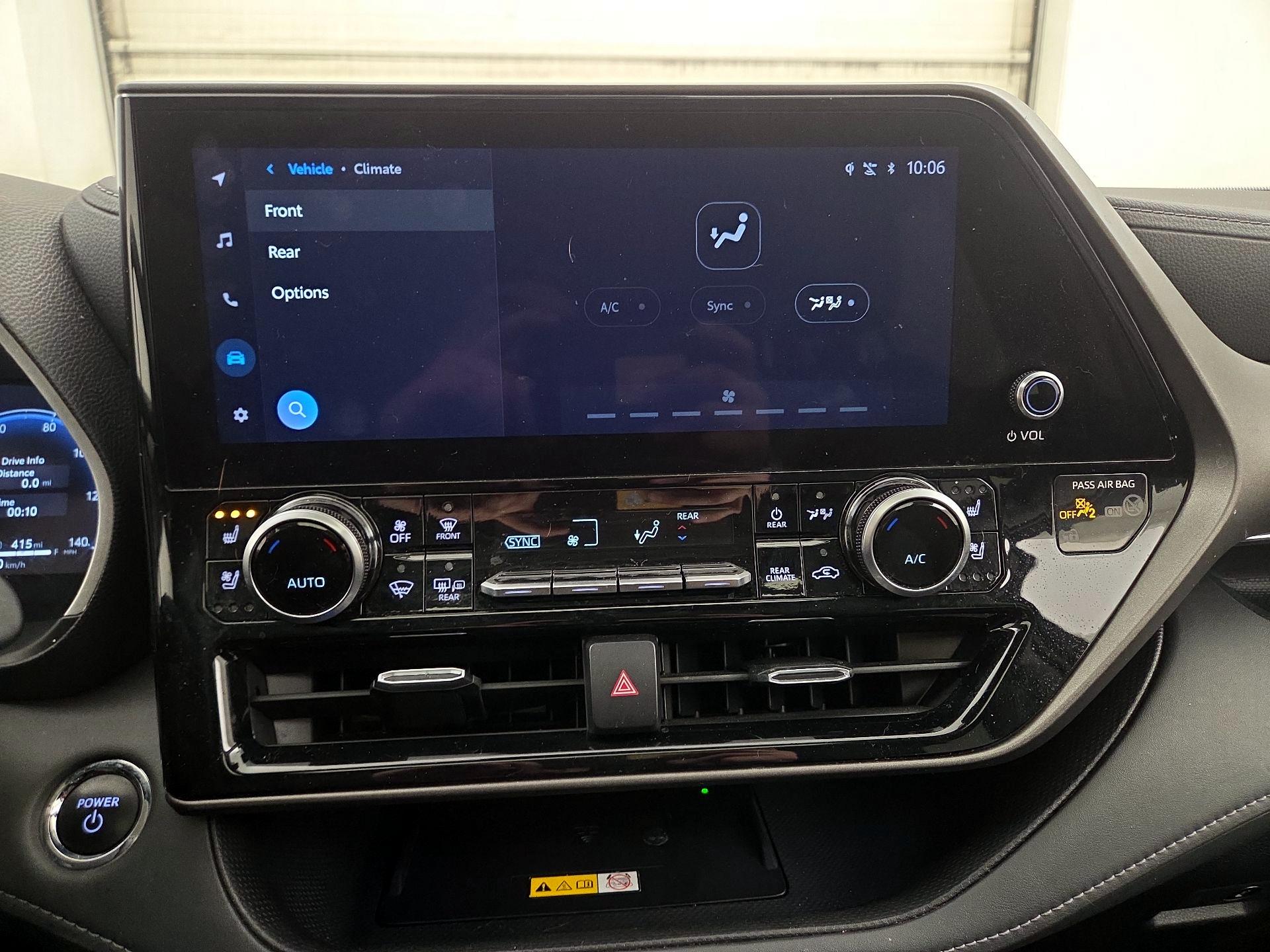 Thumbnail: 2023 Toyota Highlander - 16