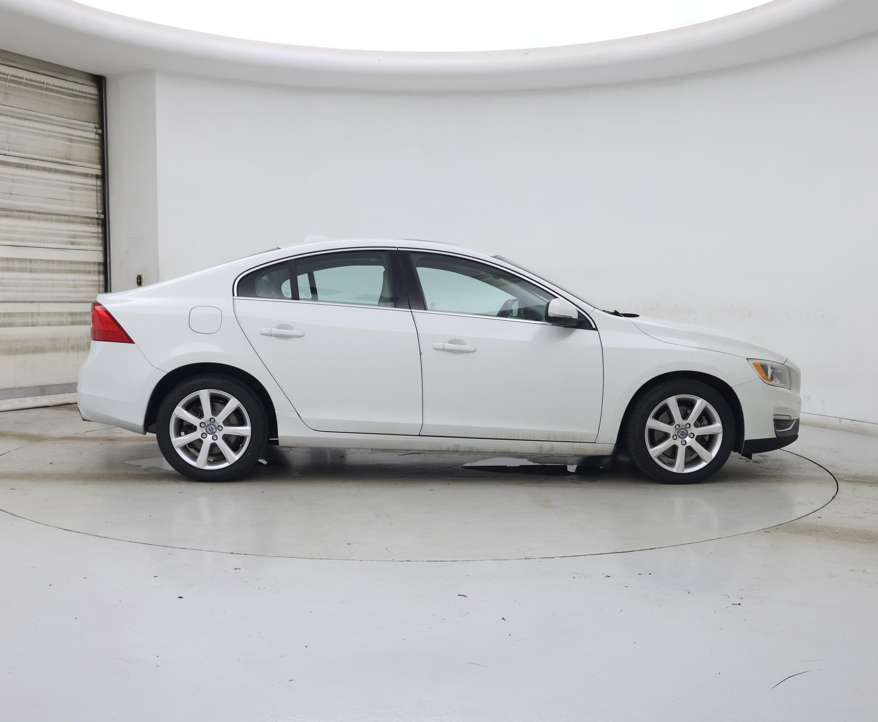 Thumbnail: 2016 Volvo S60 - 7