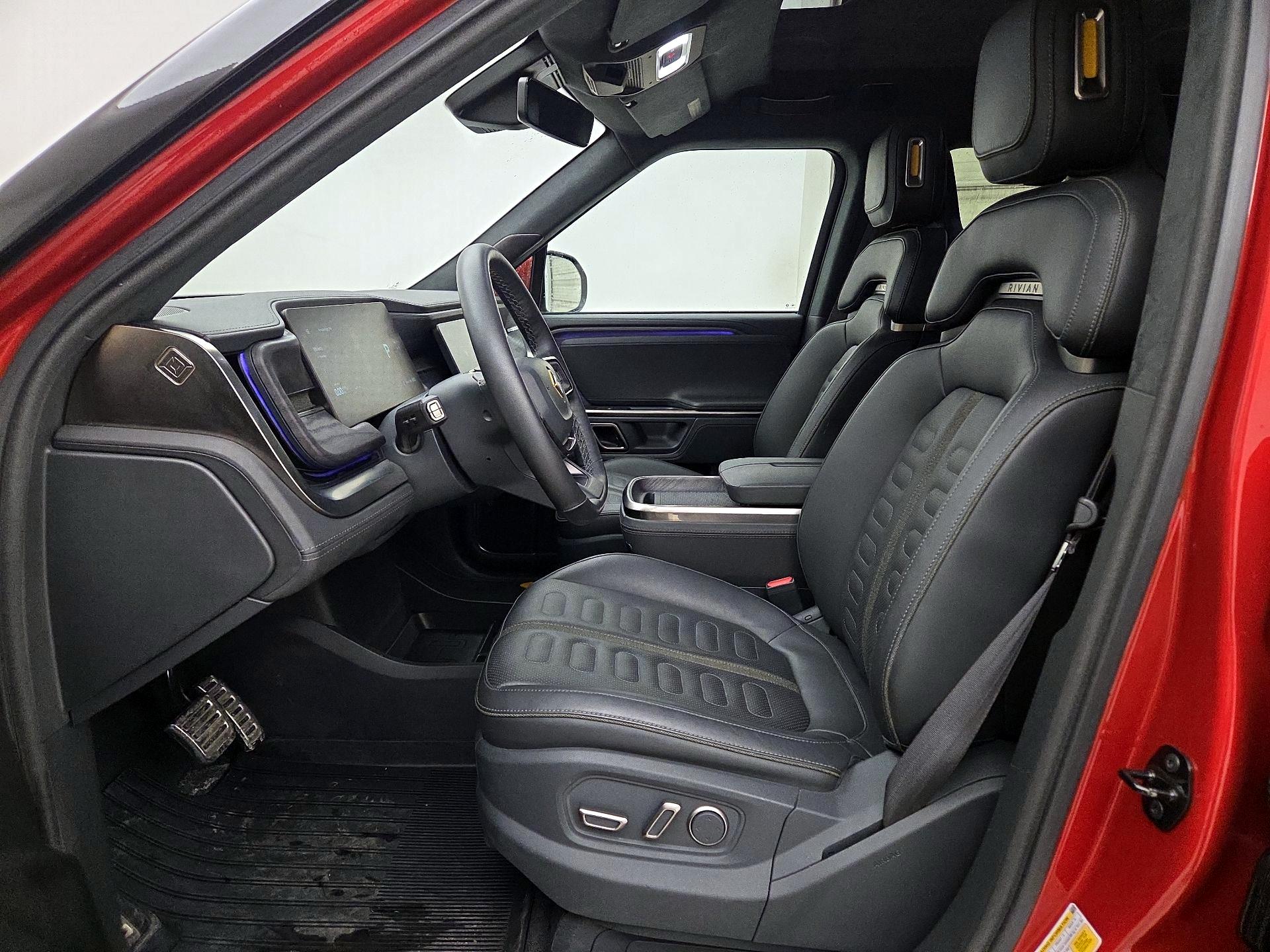 Thumbnail: 2023 Rivian R1S - 11