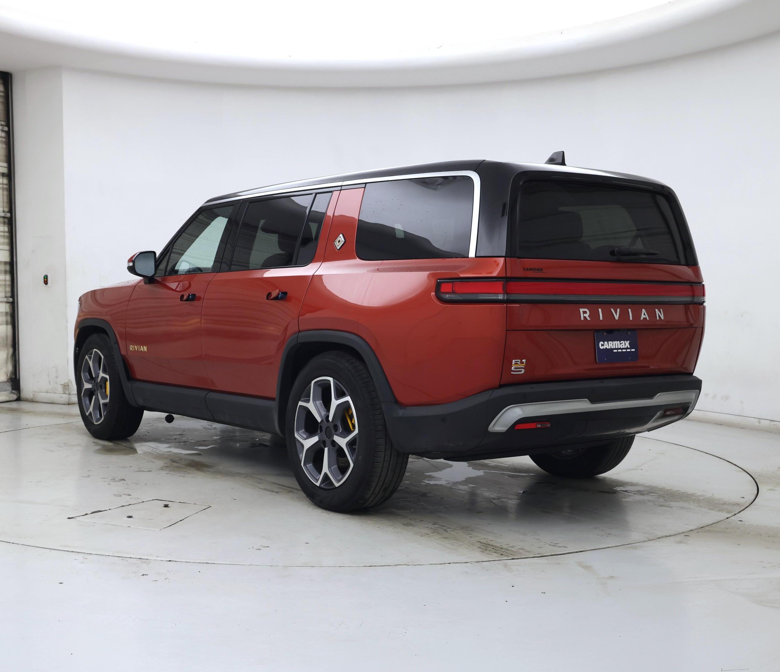 Thumbnail: 2023 Rivian R1S - 2