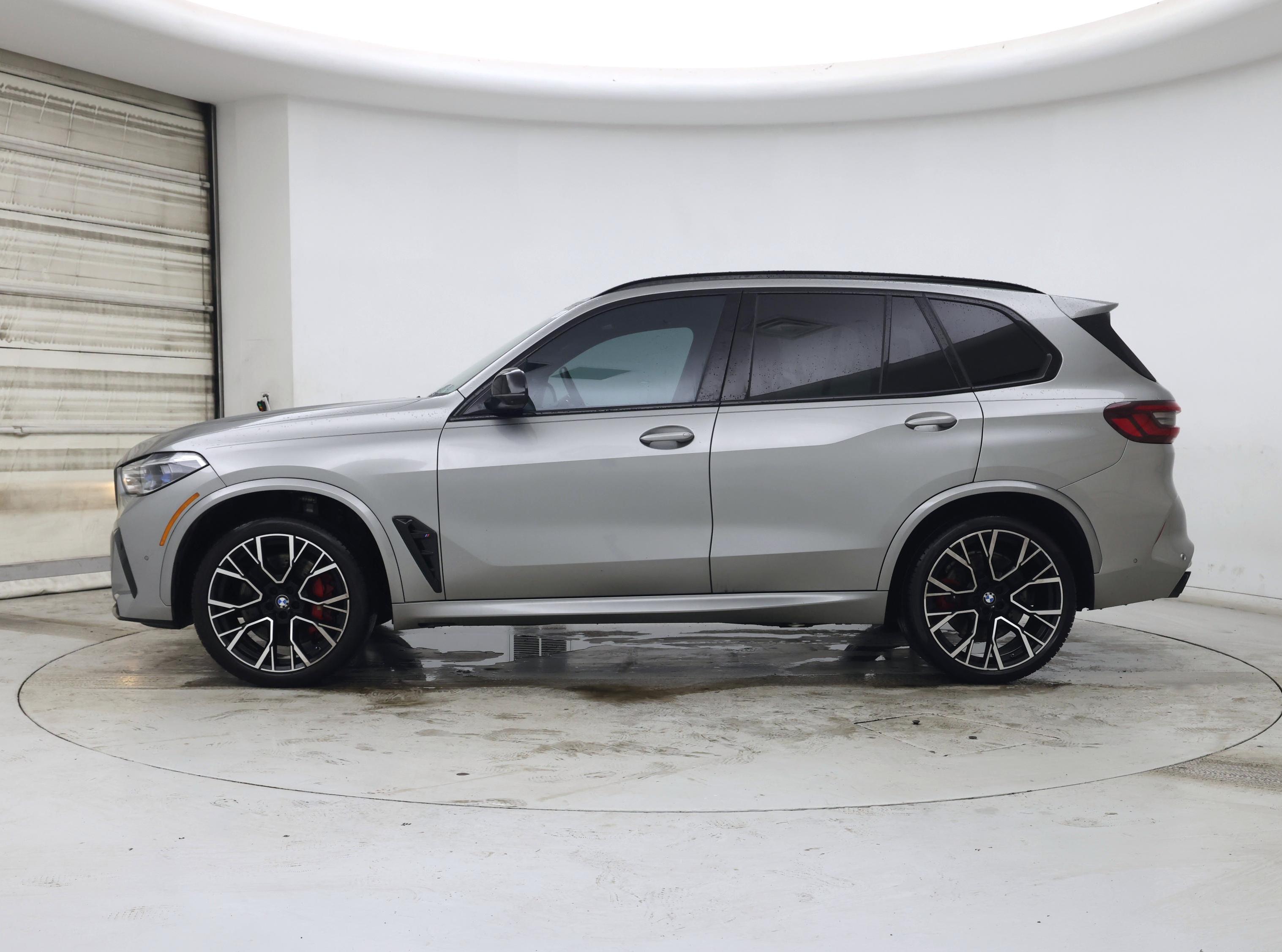 Thumbnail: 2021 BMW X5 - 3