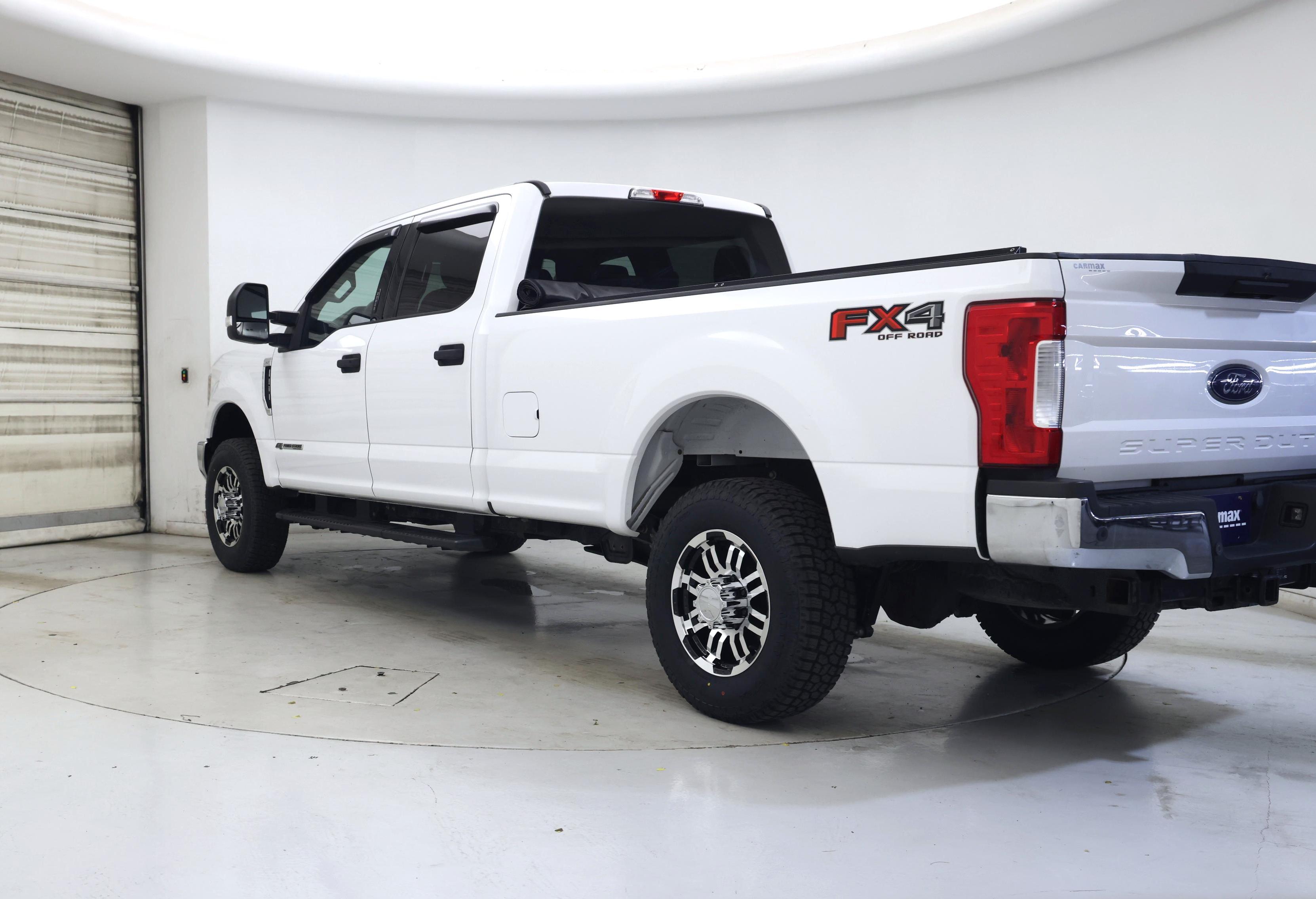 Thumbnail: 2018 Ford F-250 - 2
