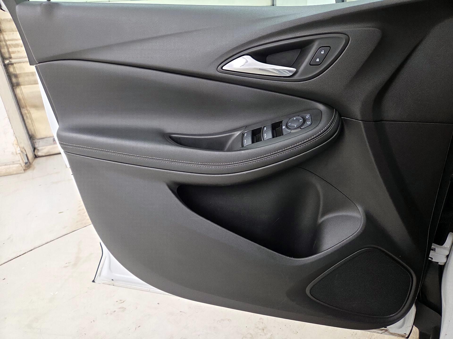 Thumbnail: 2023 Buick Encore GX - 12