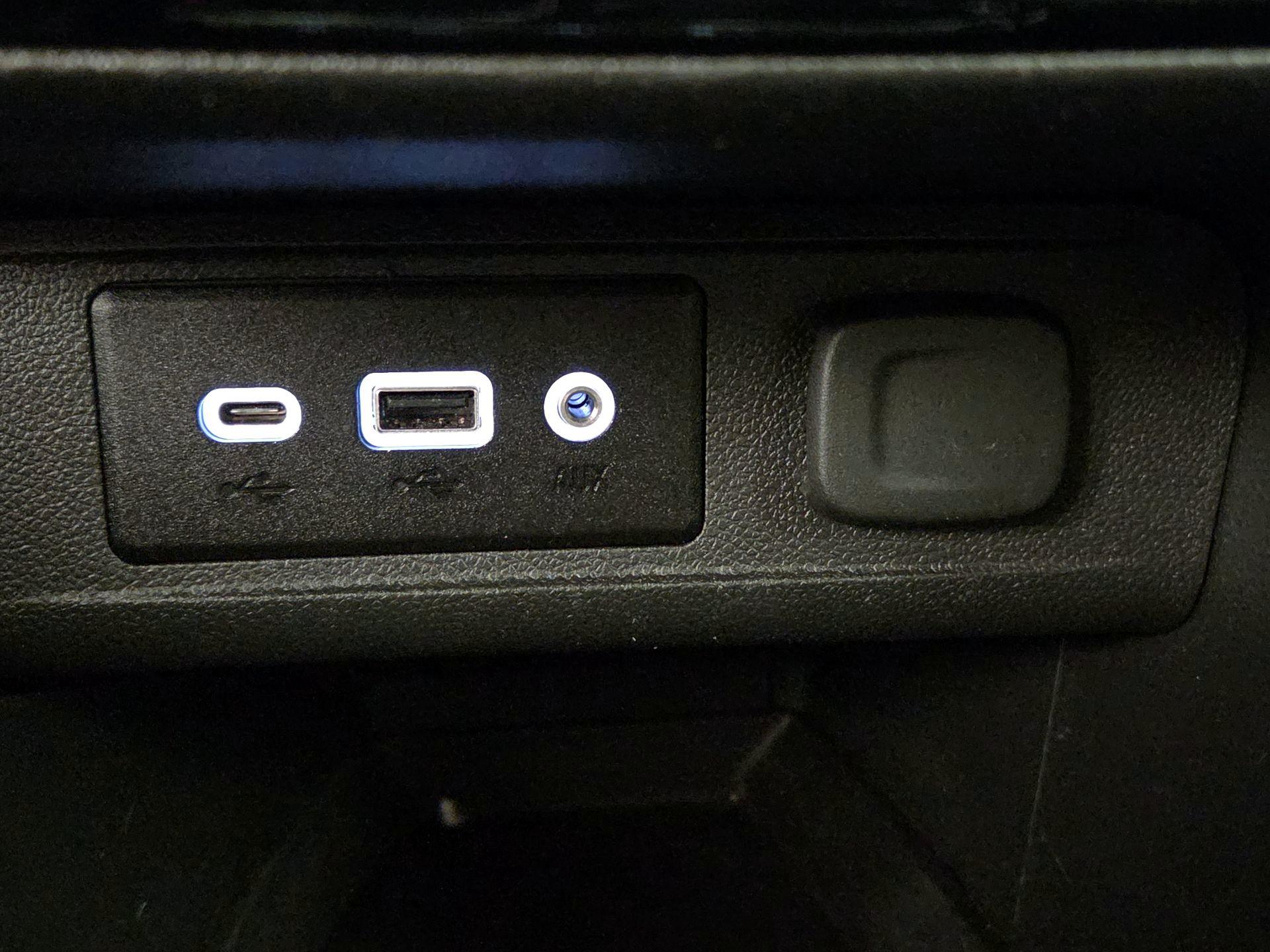 Thumbnail: 2023 Buick Encore GX - 18