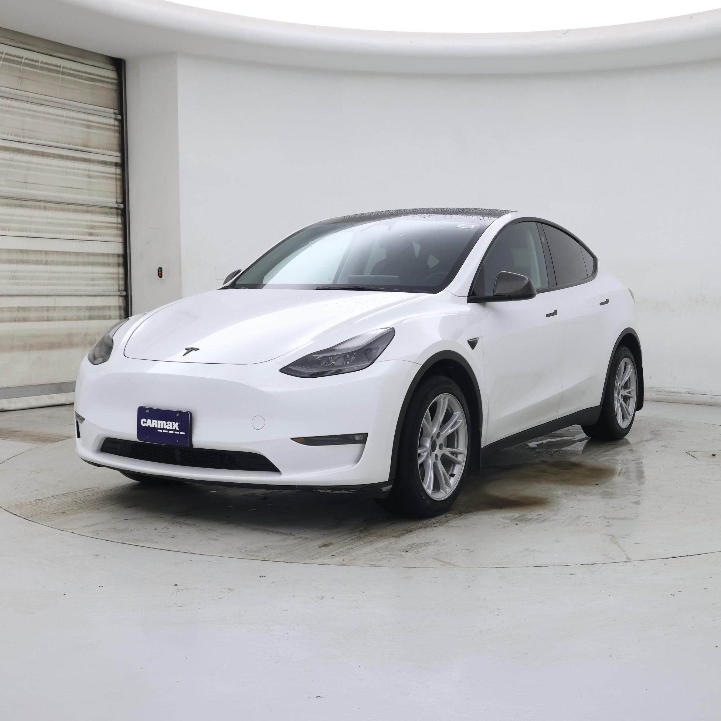 Thumbnail: 2023 Tesla Model Y - 4