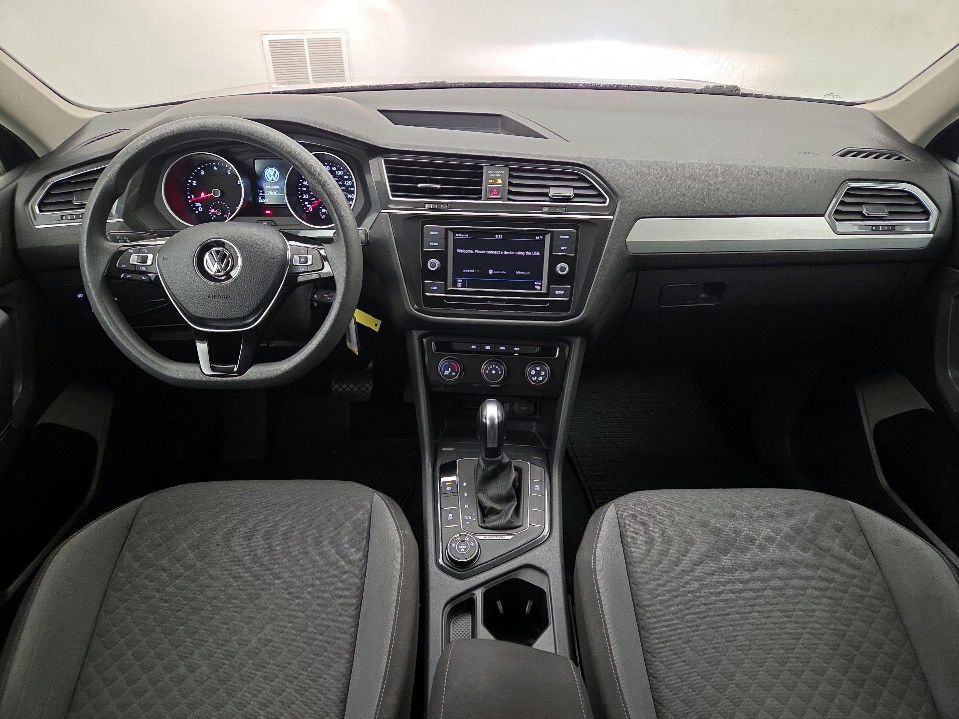 Thumbnail: 2018 Volkswagen Tiguan - 9