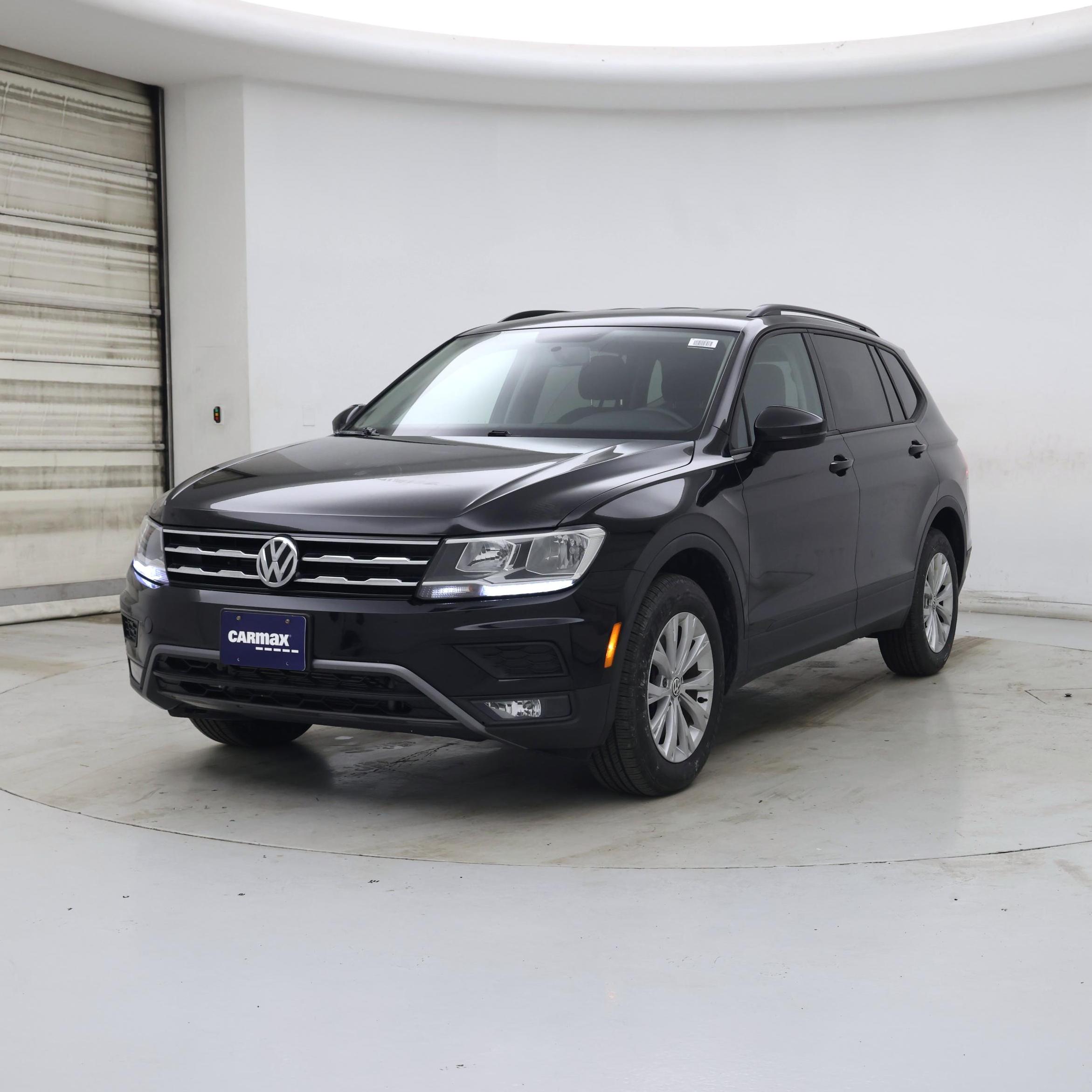 Thumbnail: 2018 Volkswagen Tiguan - 4