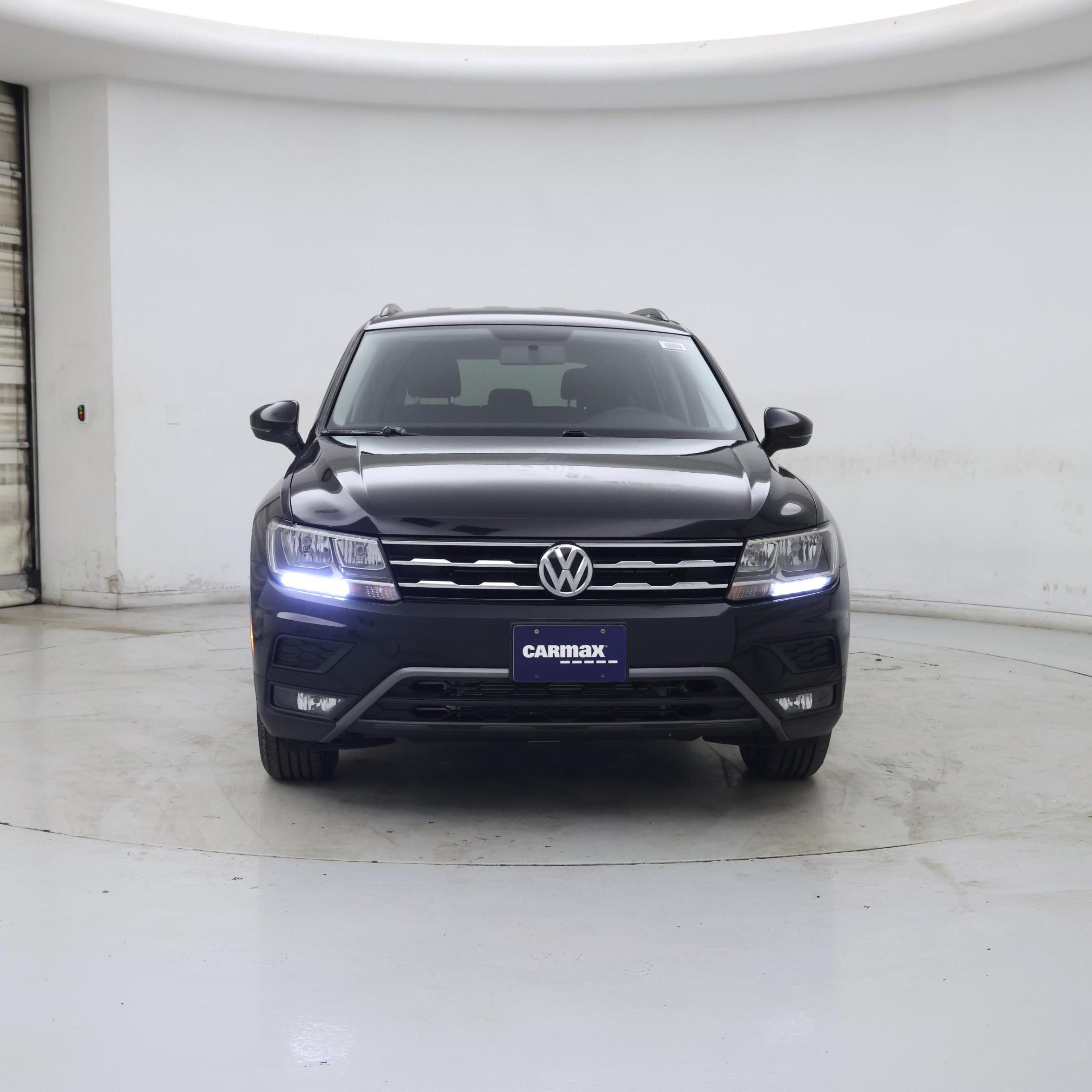 Thumbnail: 2018 Volkswagen Tiguan - 5