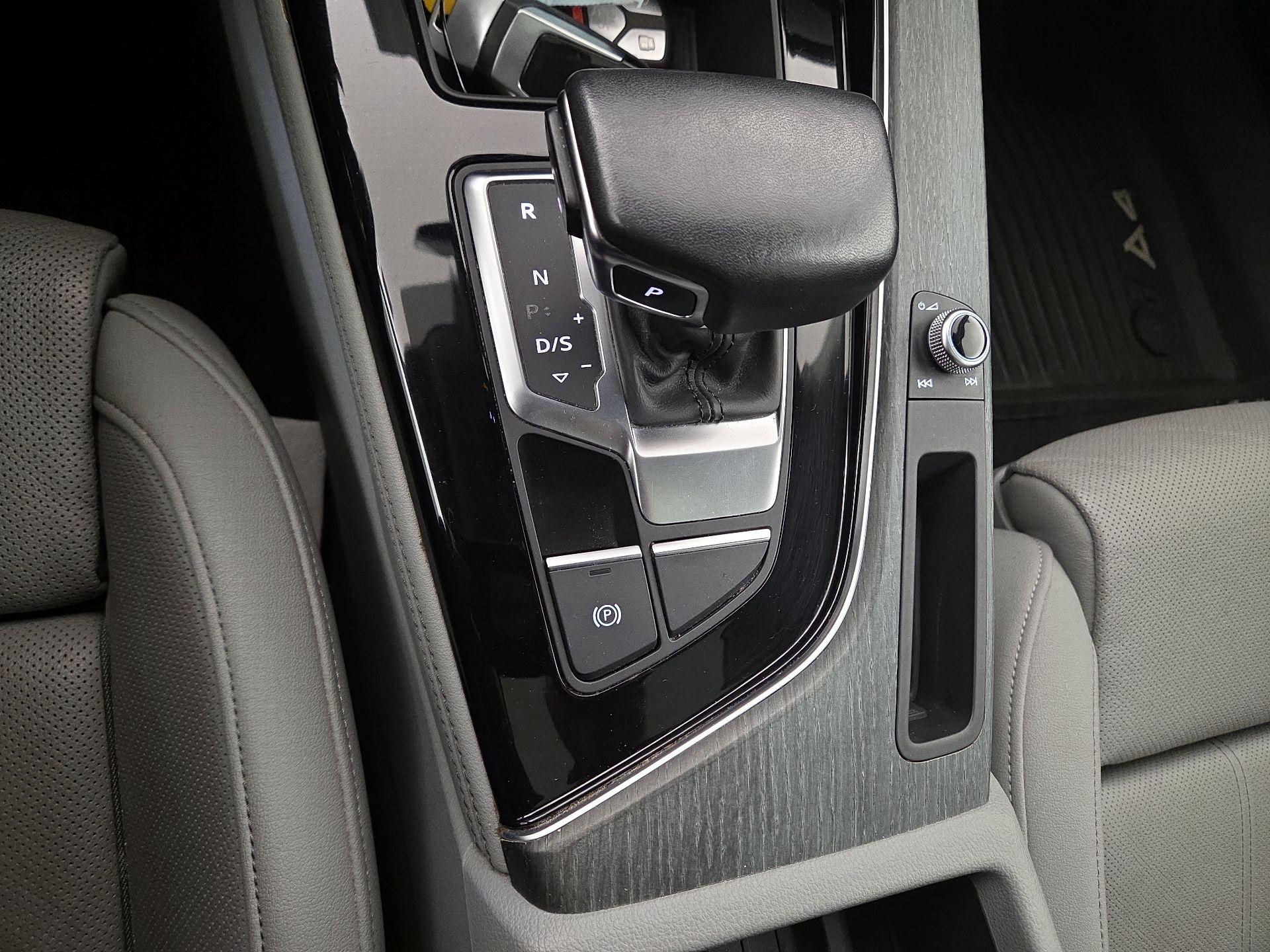 Thumbnail: 2021 Audi A4 - 18