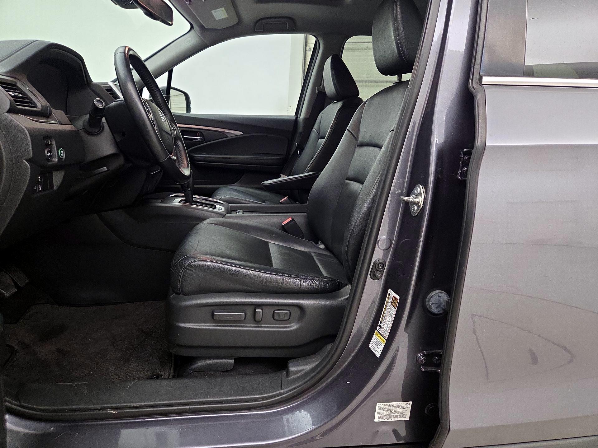 Thumbnail: 2016 Honda Pilot - 11