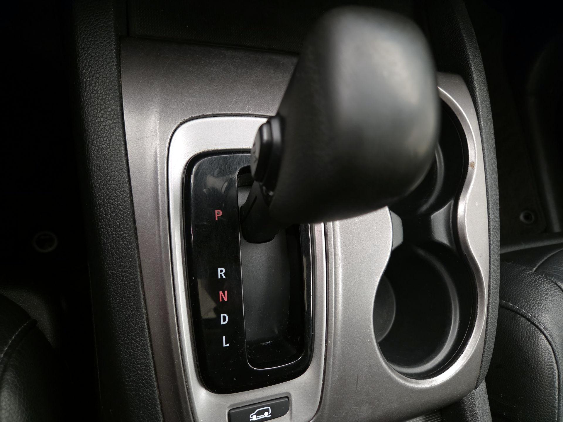 Thumbnail: 2016 Honda Pilot - 17