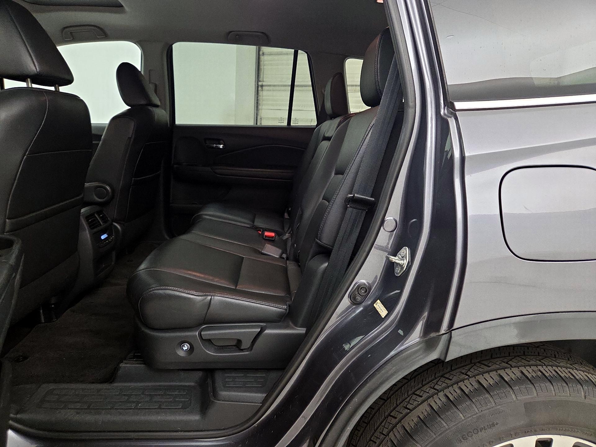 Thumbnail: 2016 Honda Pilot - 20