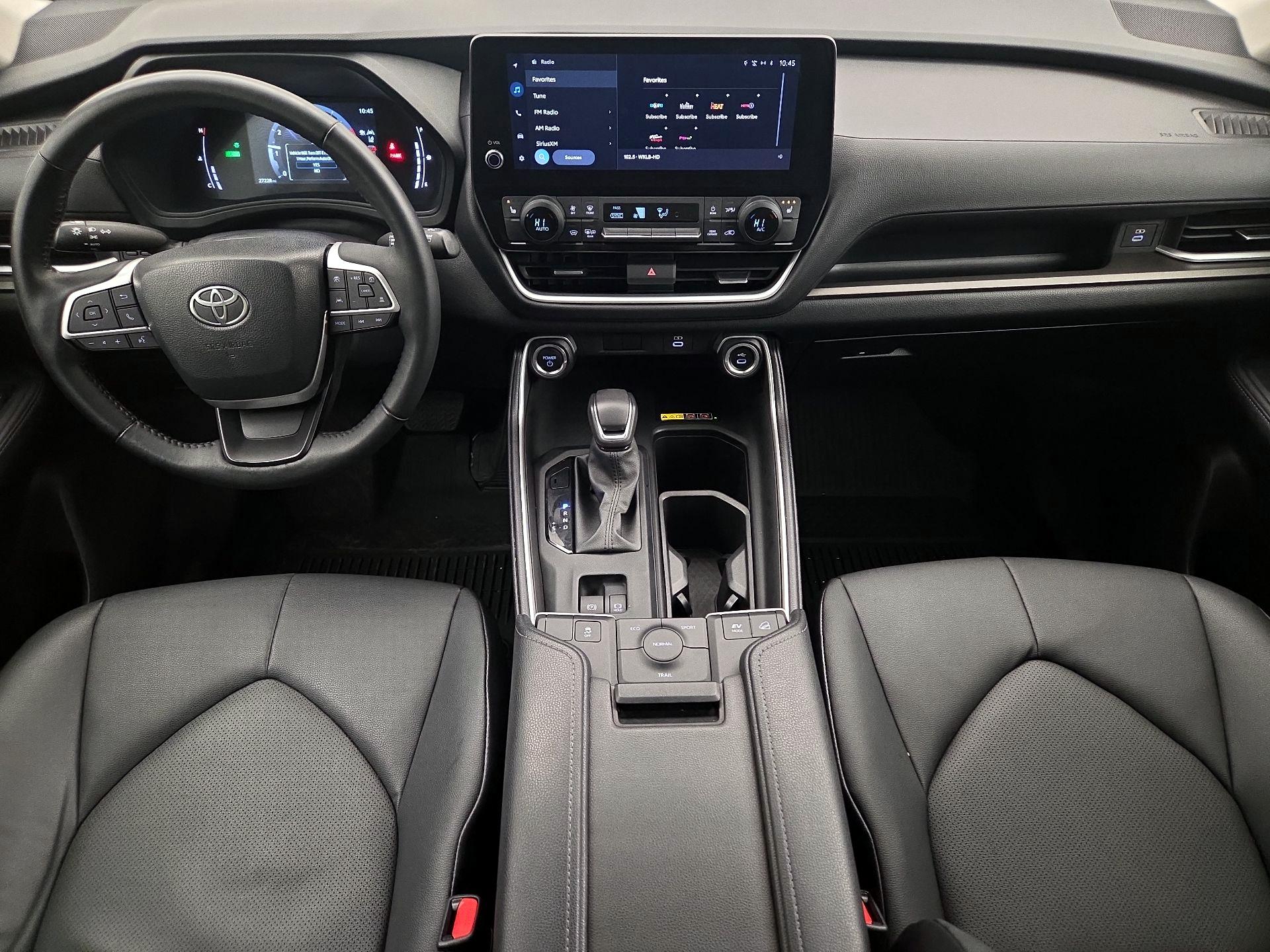 Thumbnail: 2024 Toyota Highlander - 9