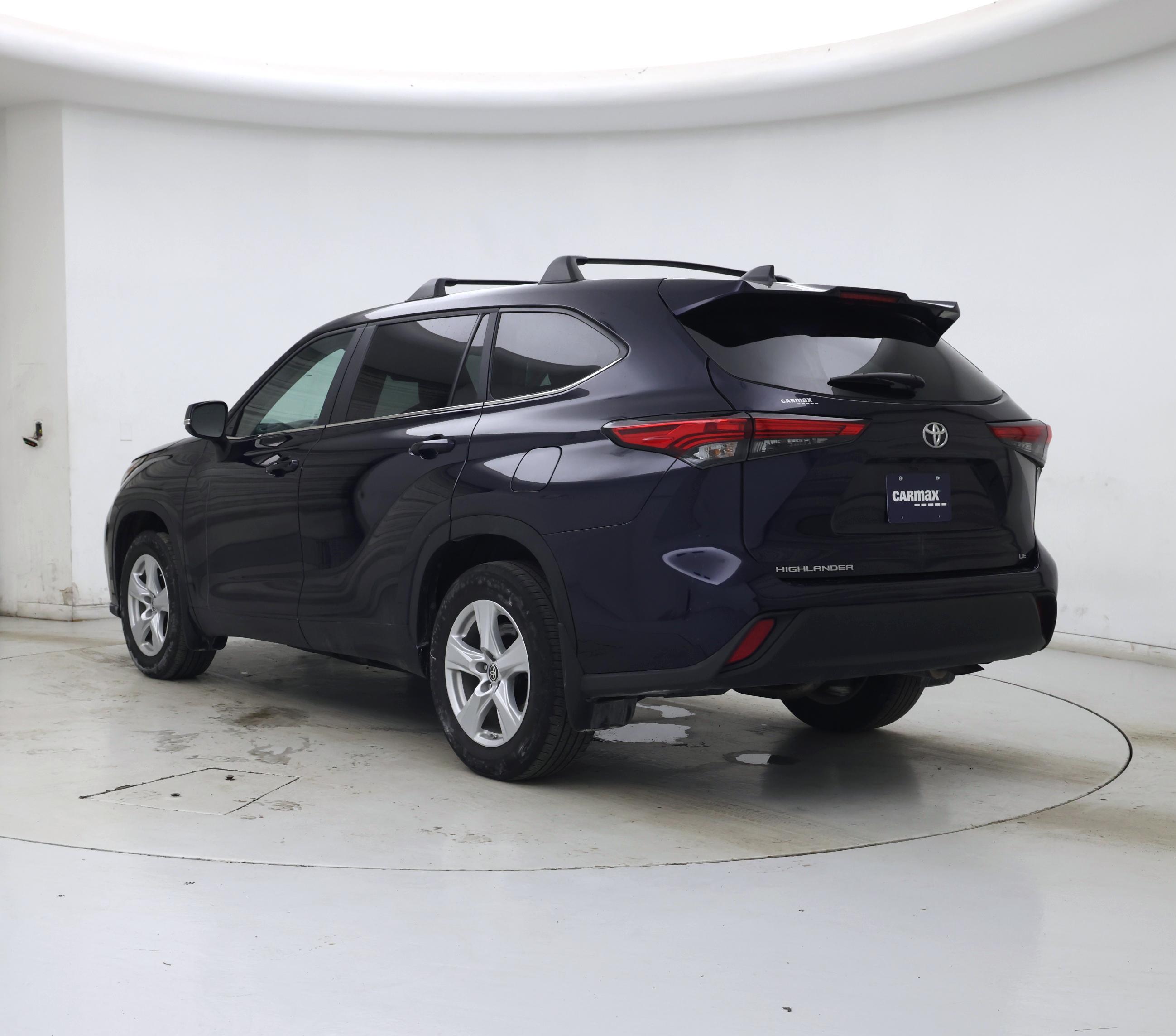 Thumbnail: 2023 Toyota Highlander - 2