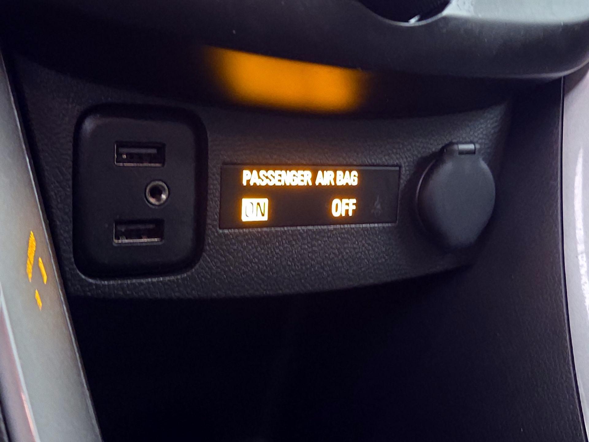 Thumbnail: 2020 Chevrolet Trax - 18