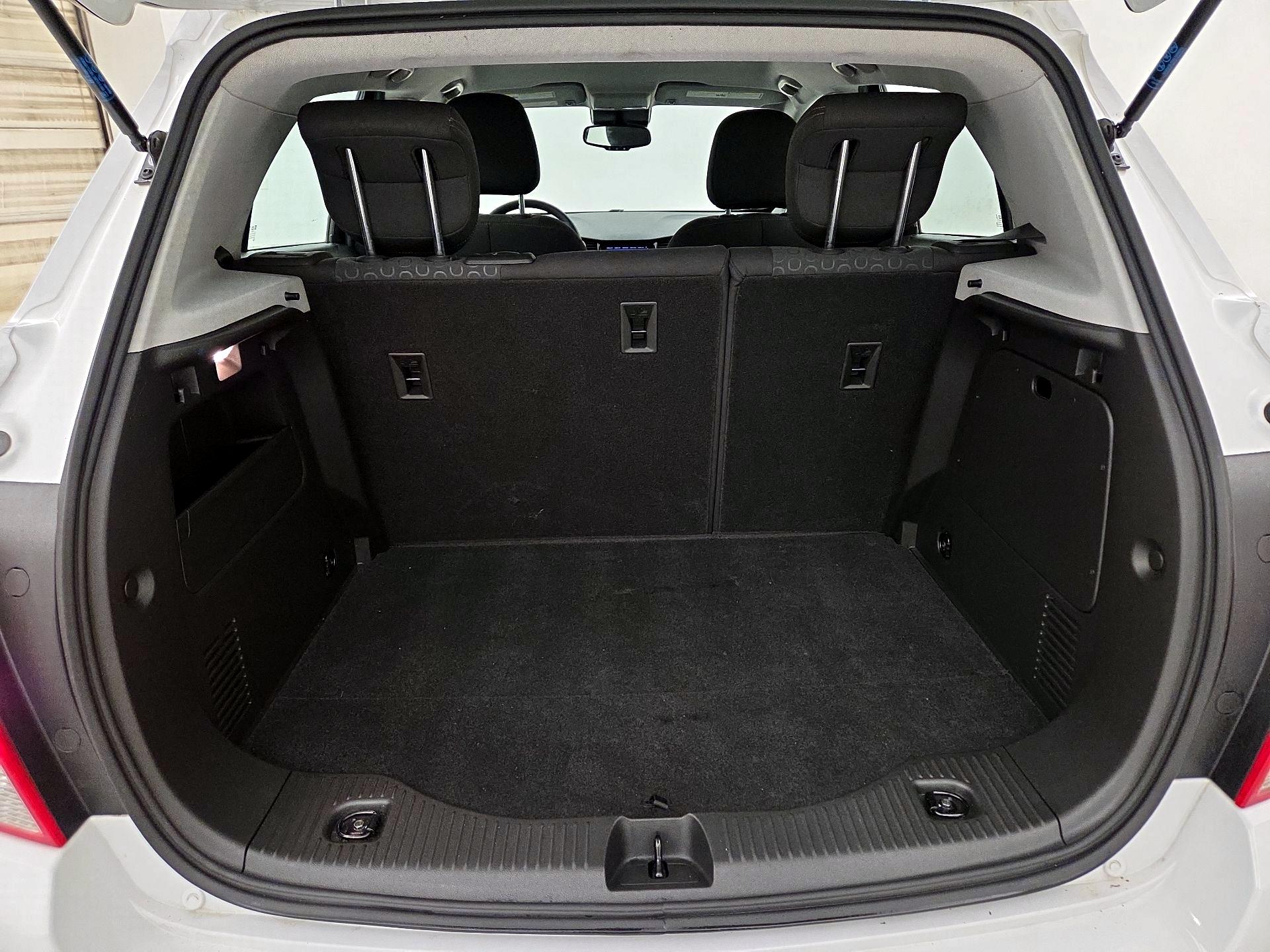 Thumbnail: 2020 Chevrolet Trax - 20