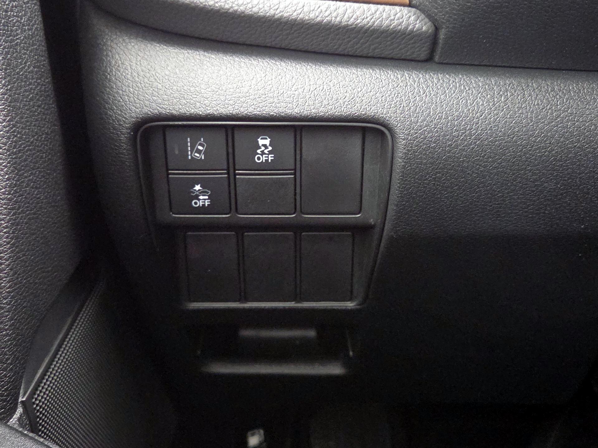 Thumbnail: 2020 Honda CR-V - 13