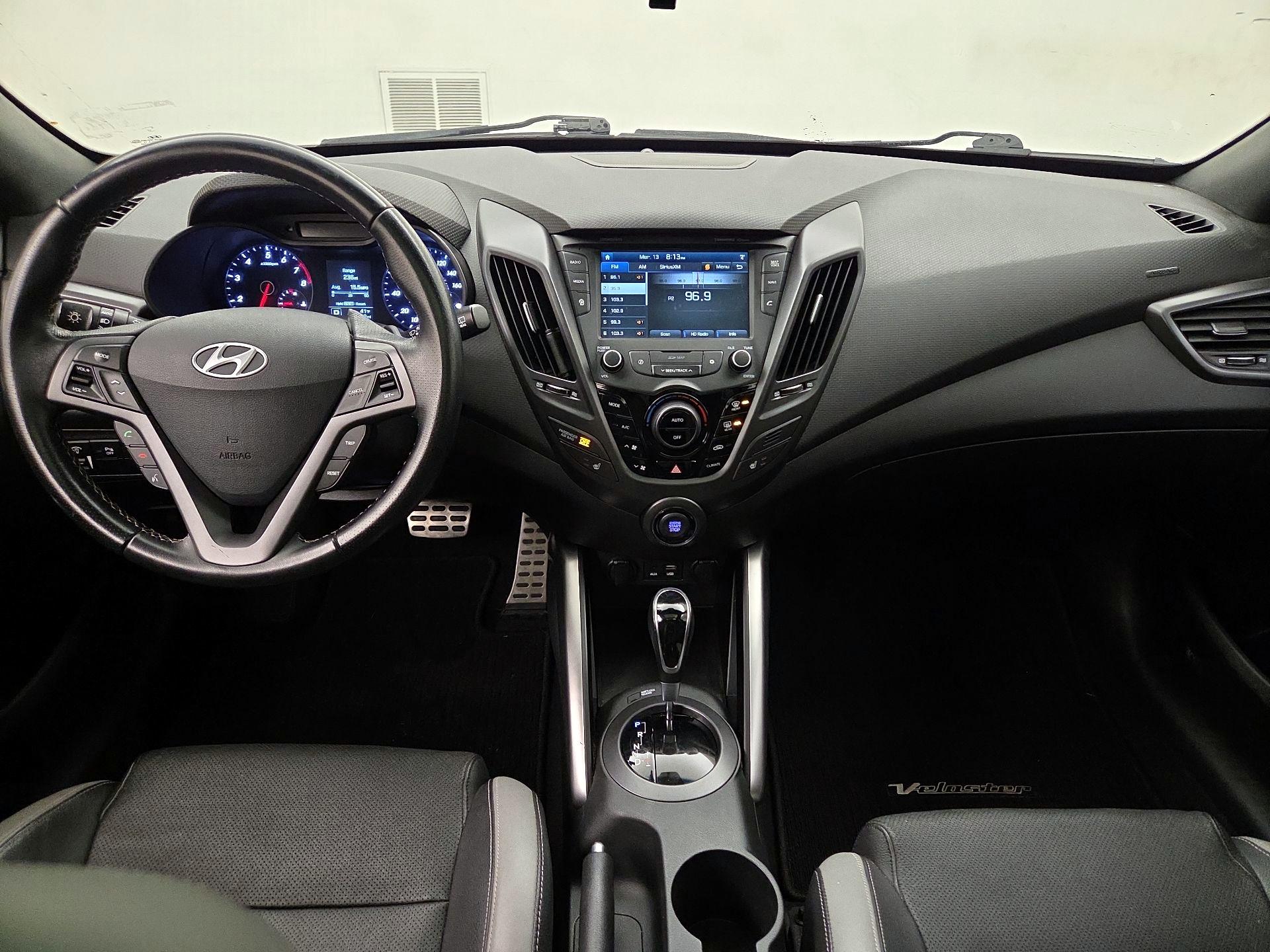 Thumbnail: 2017 Hyundai Veloster - 9