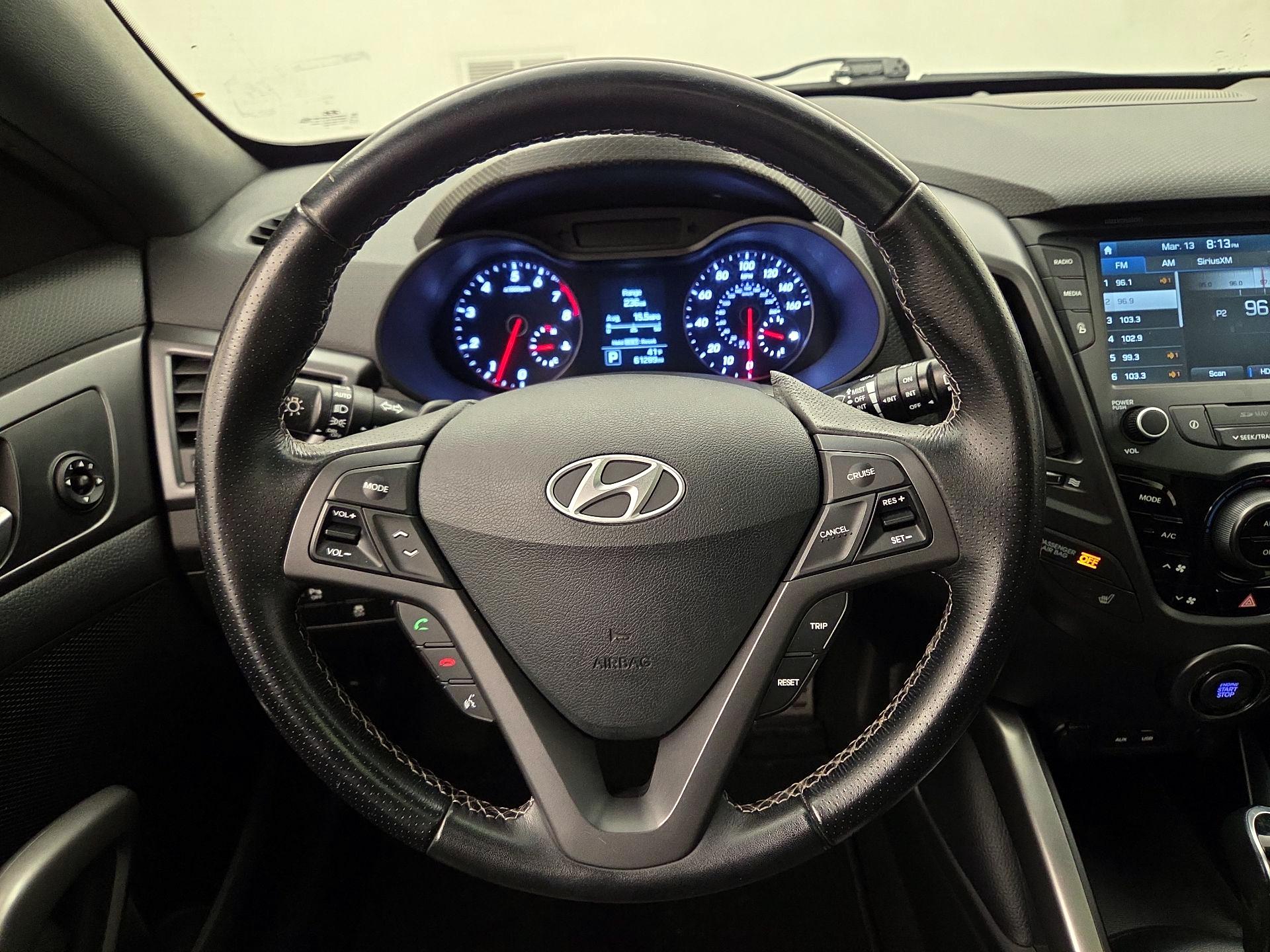 Thumbnail: 2017 Hyundai Veloster - 10