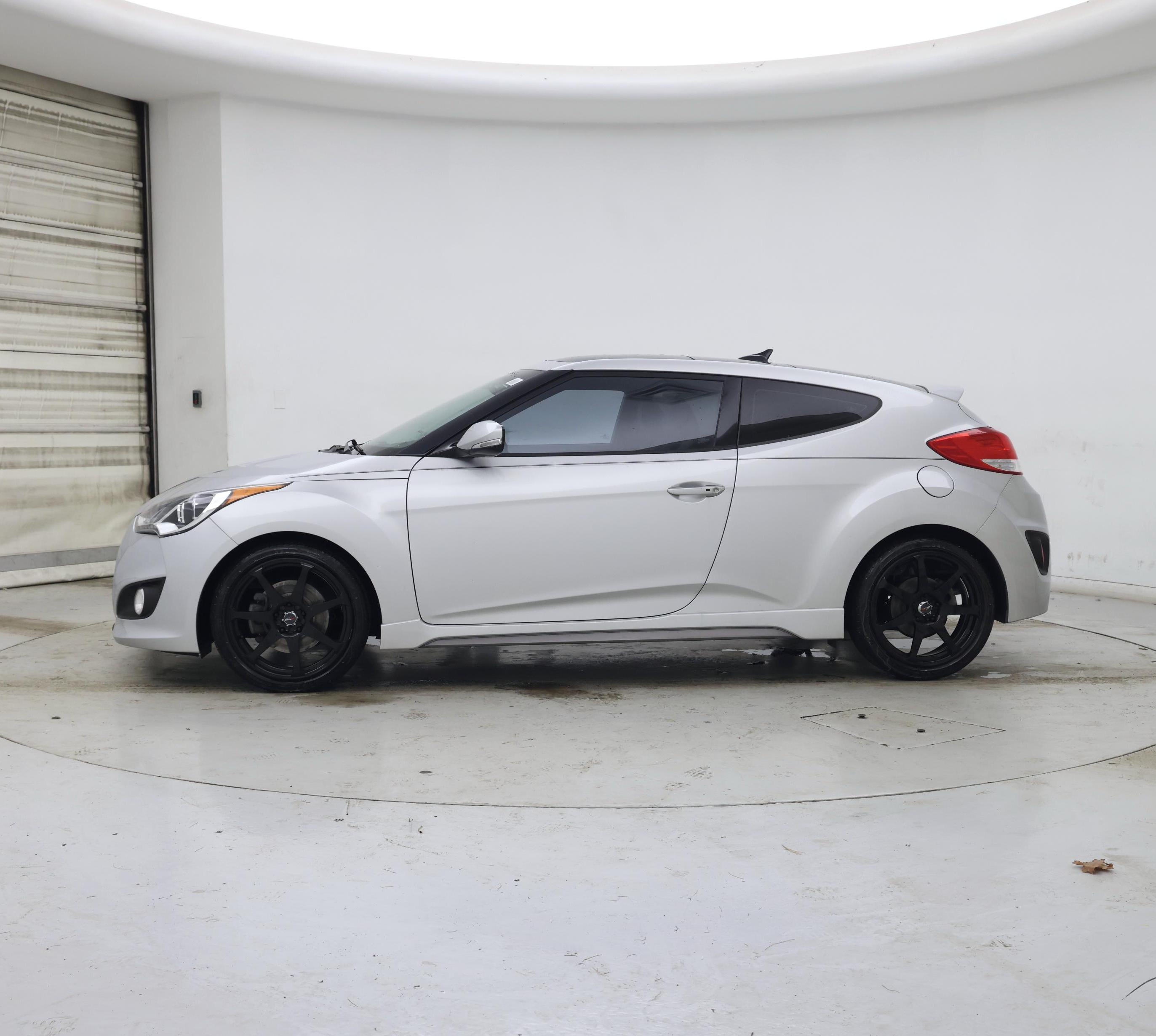 Thumbnail: 2017 Hyundai Veloster - 3