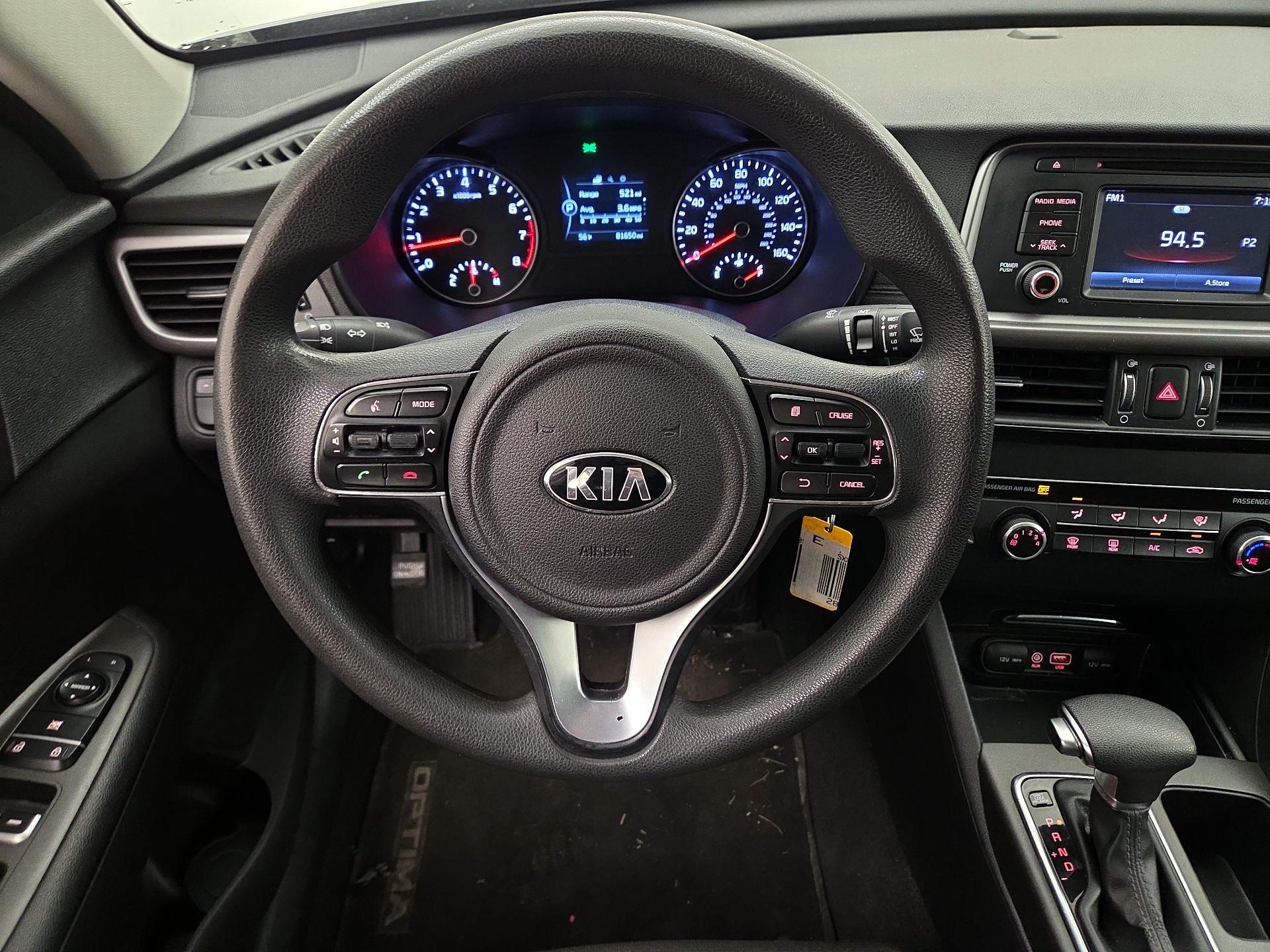 Thumbnail: 2016 Kia Optima - 10