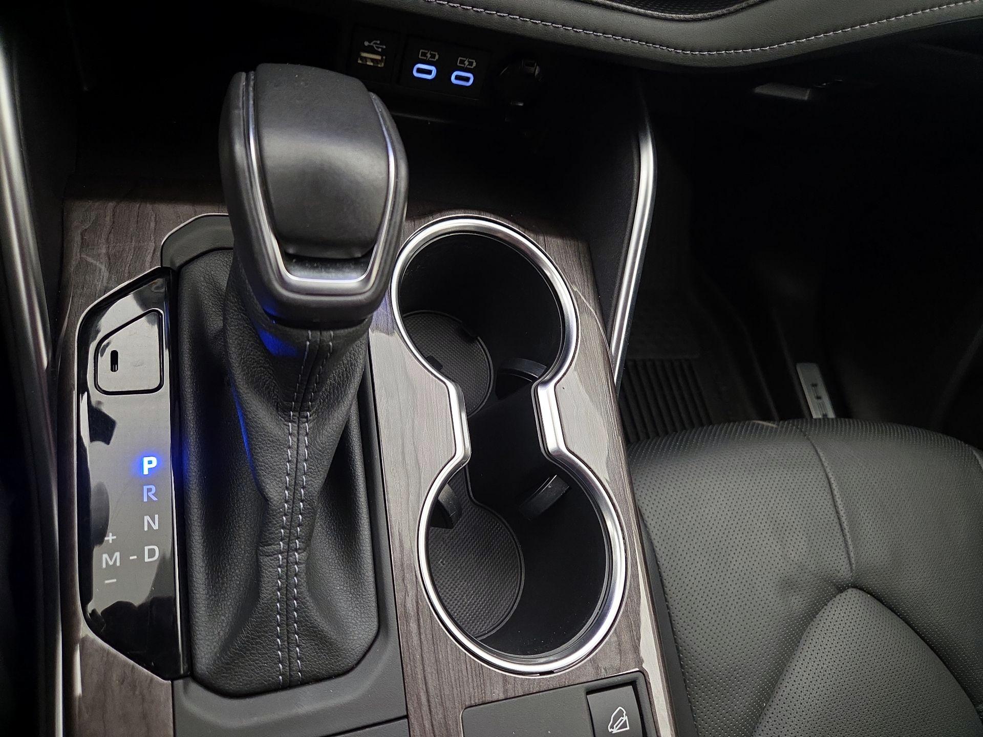 Thumbnail: 2023 Toyota Highlander - 17