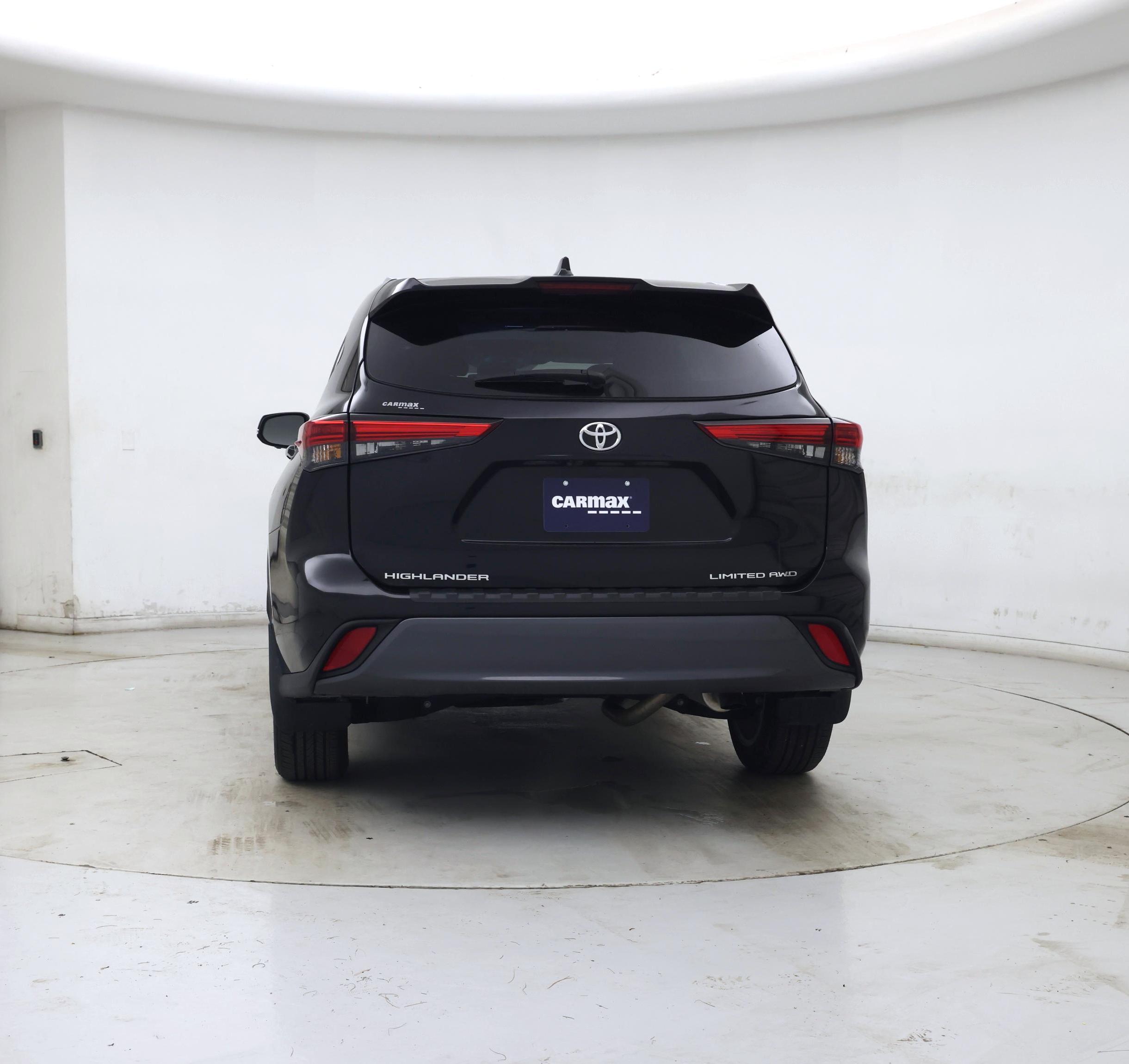 Thumbnail: 2023 Toyota Highlander - 6