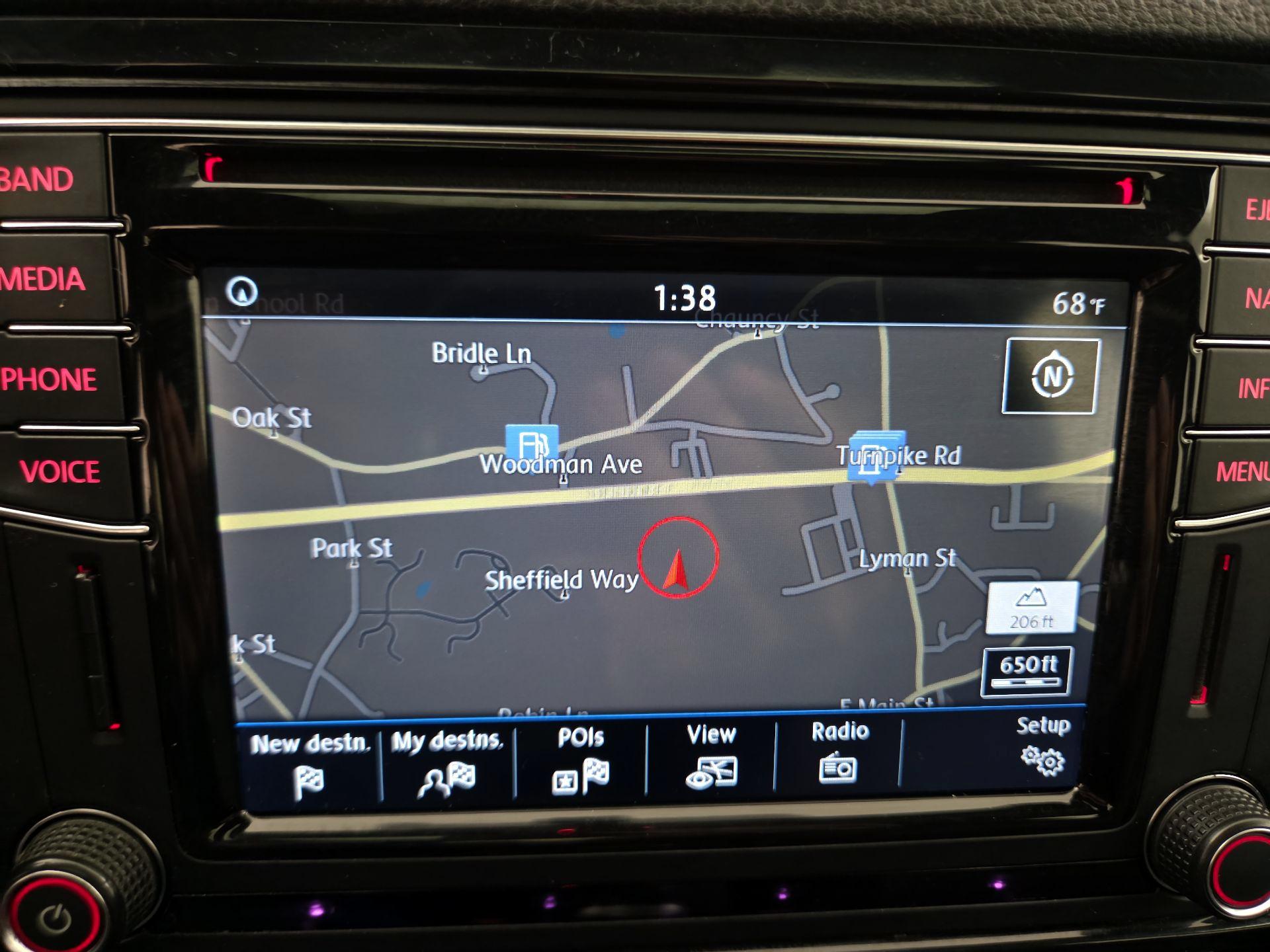 Thumbnail: 2017 Volkswagen Jetta - 14