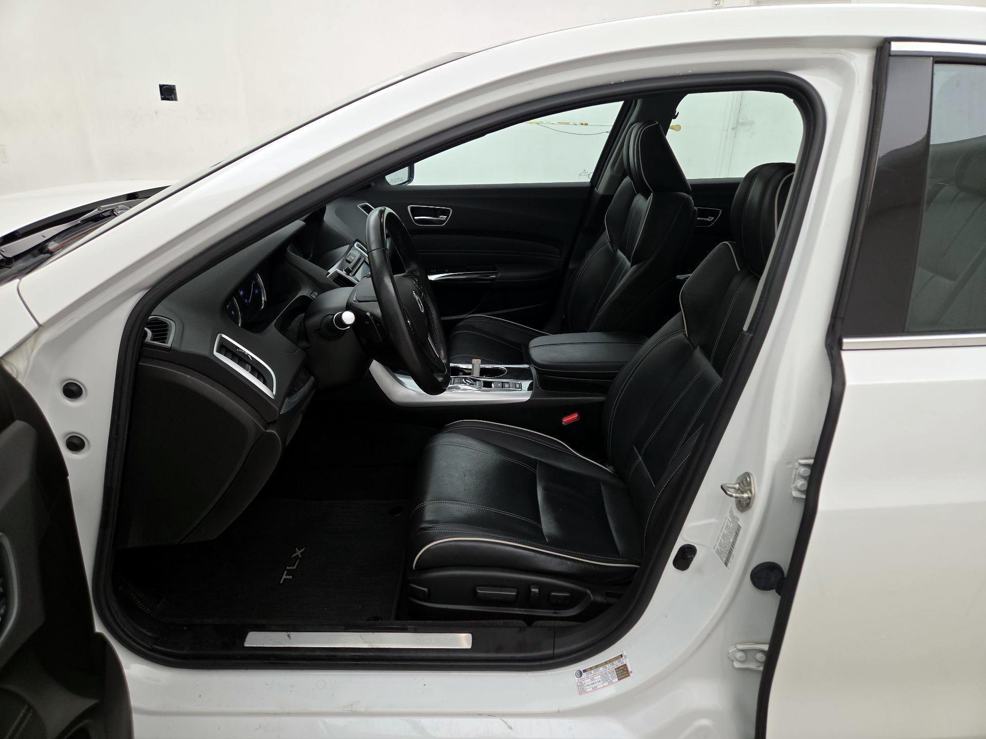 Thumbnail: 2020 Acura TLX - 11