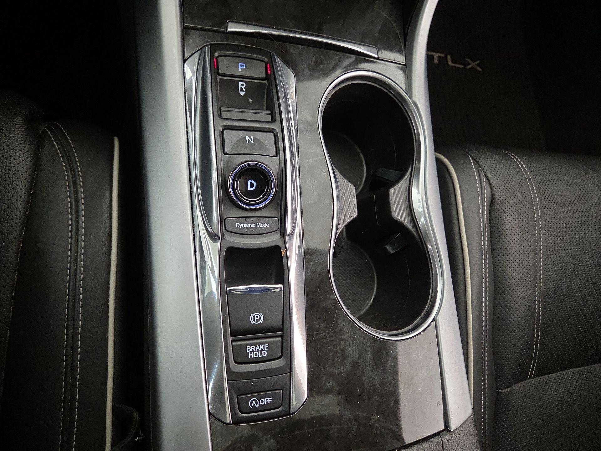 Thumbnail: 2020 Acura TLX - 18