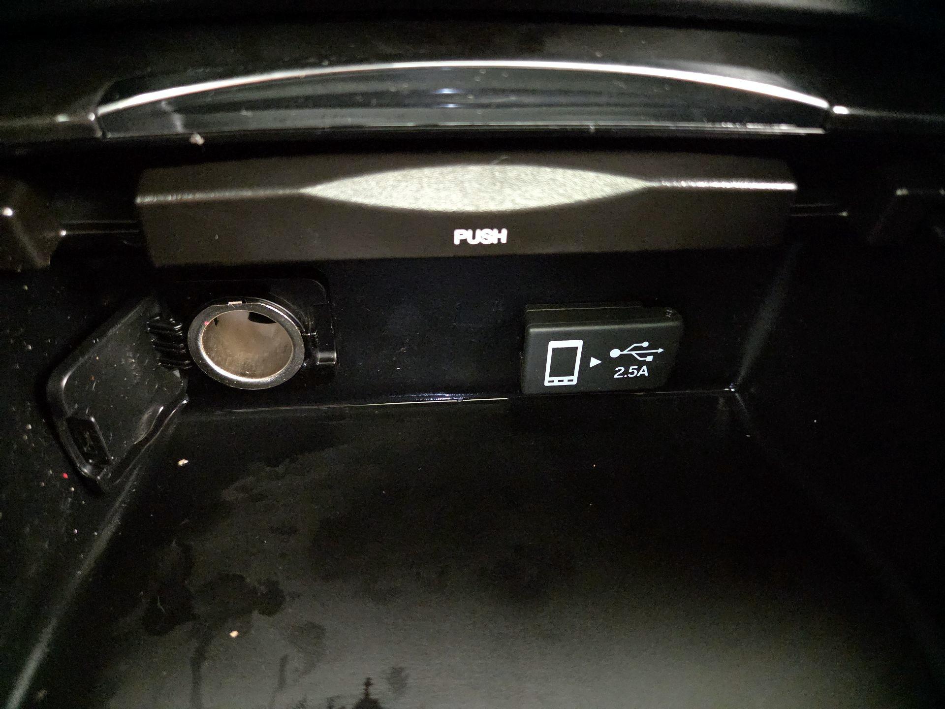 Thumbnail: 2020 Acura TLX - 19