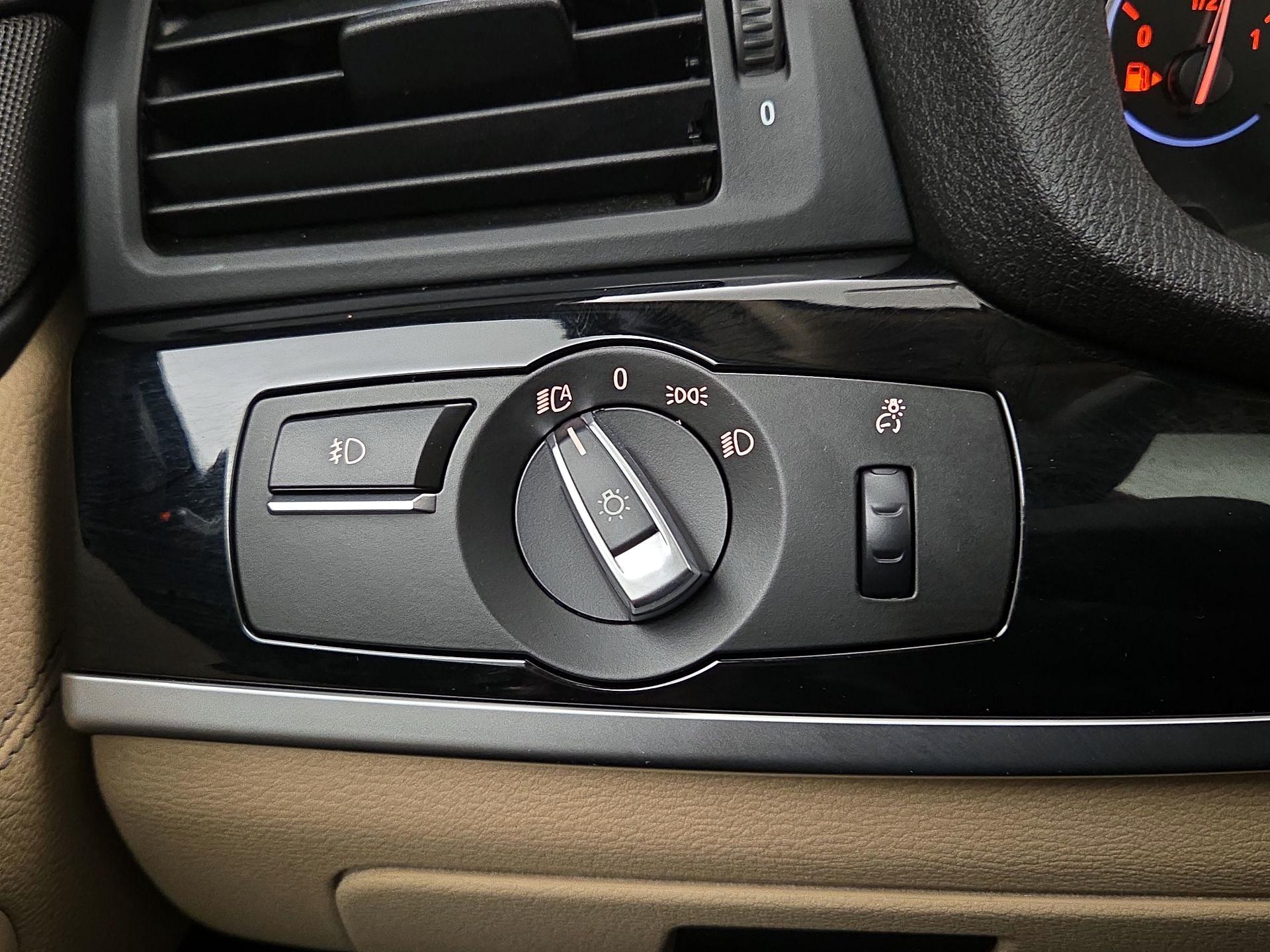 Thumbnail: 2017 BMW X3 - 13