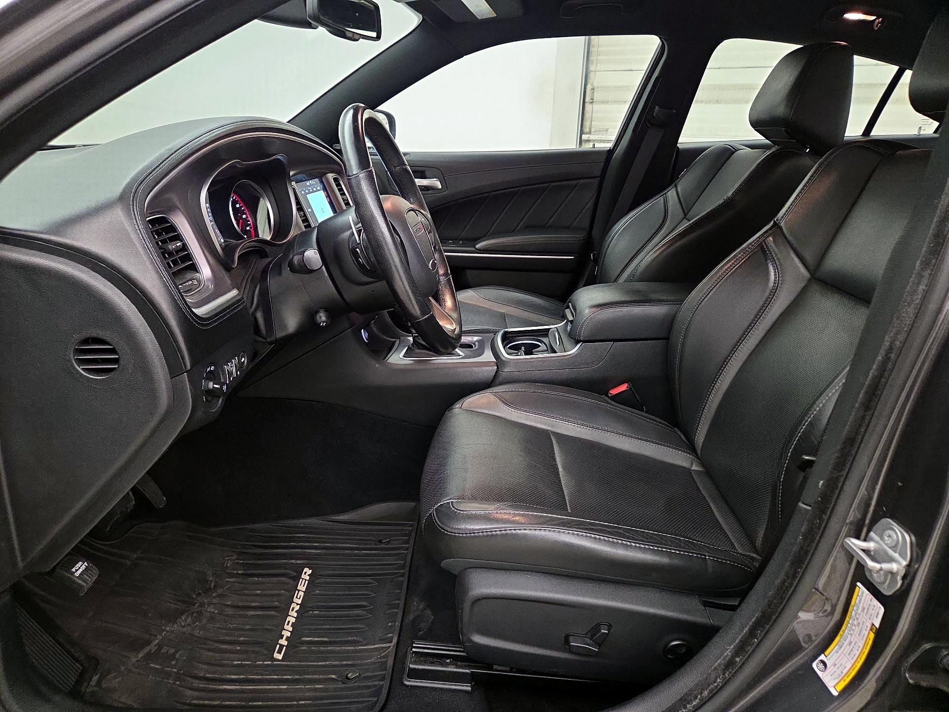 Thumbnail: 2019 Dodge Charger - 11