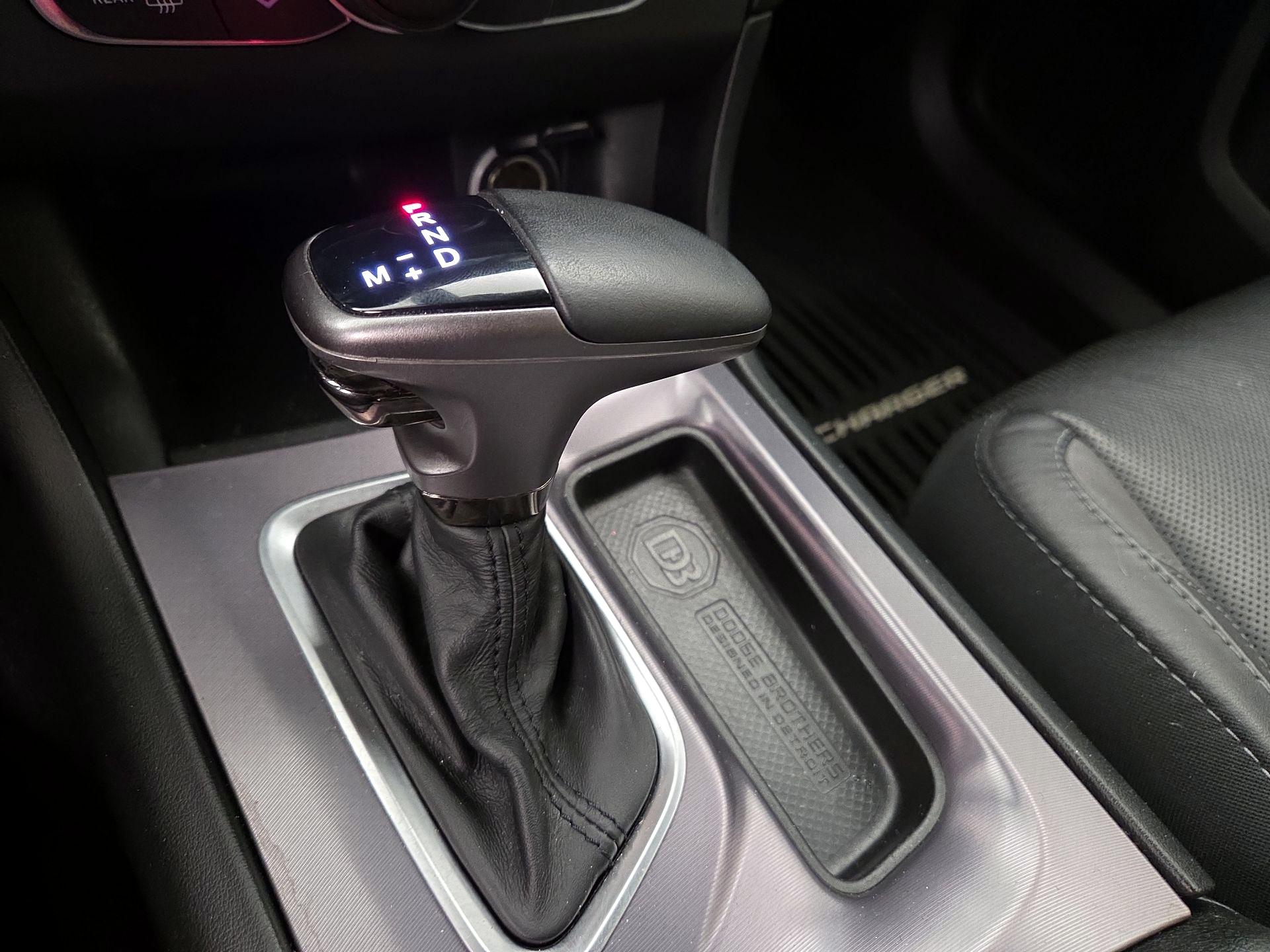 Thumbnail: 2019 Dodge Charger - 18