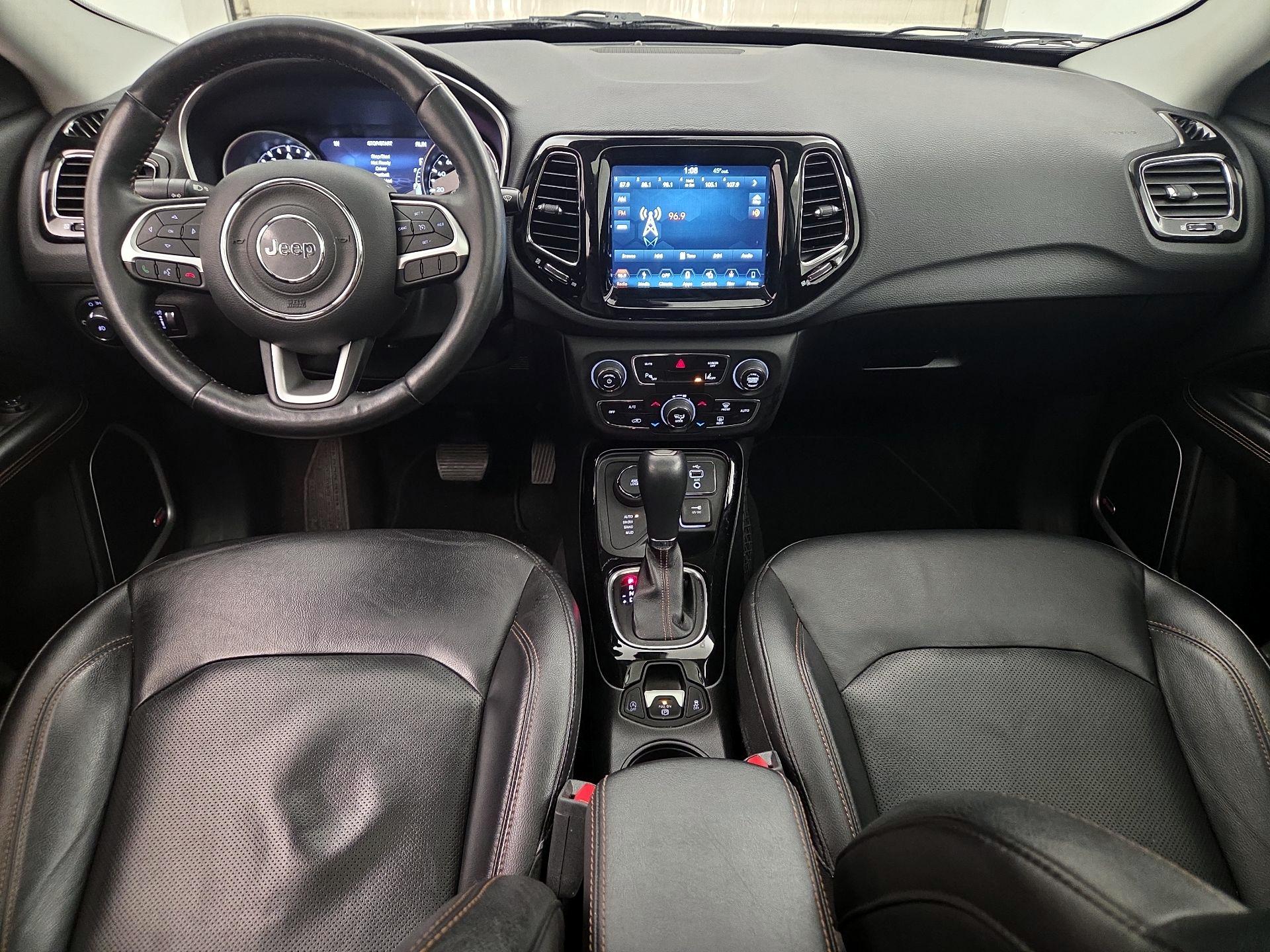 Thumbnail: 2018 Jeep Compass - 9