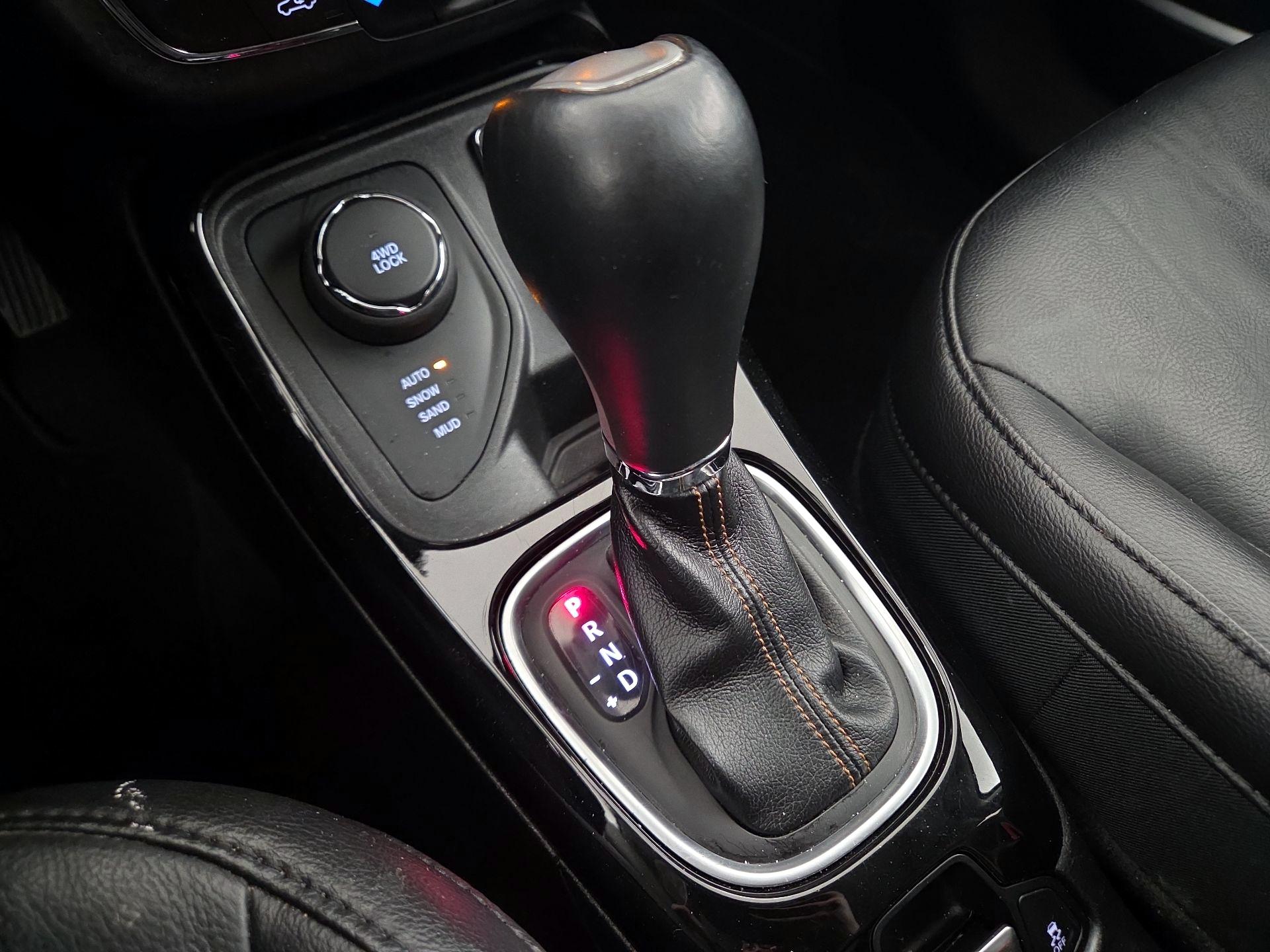 Thumbnail: 2018 Jeep Compass - 18