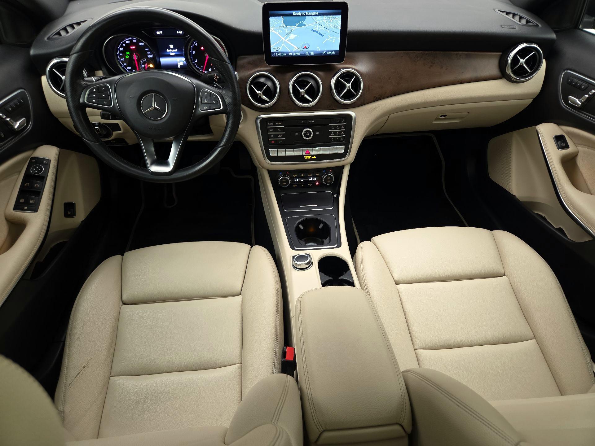 Thumbnail: 2018 Mercedes-Benz GLA - 9