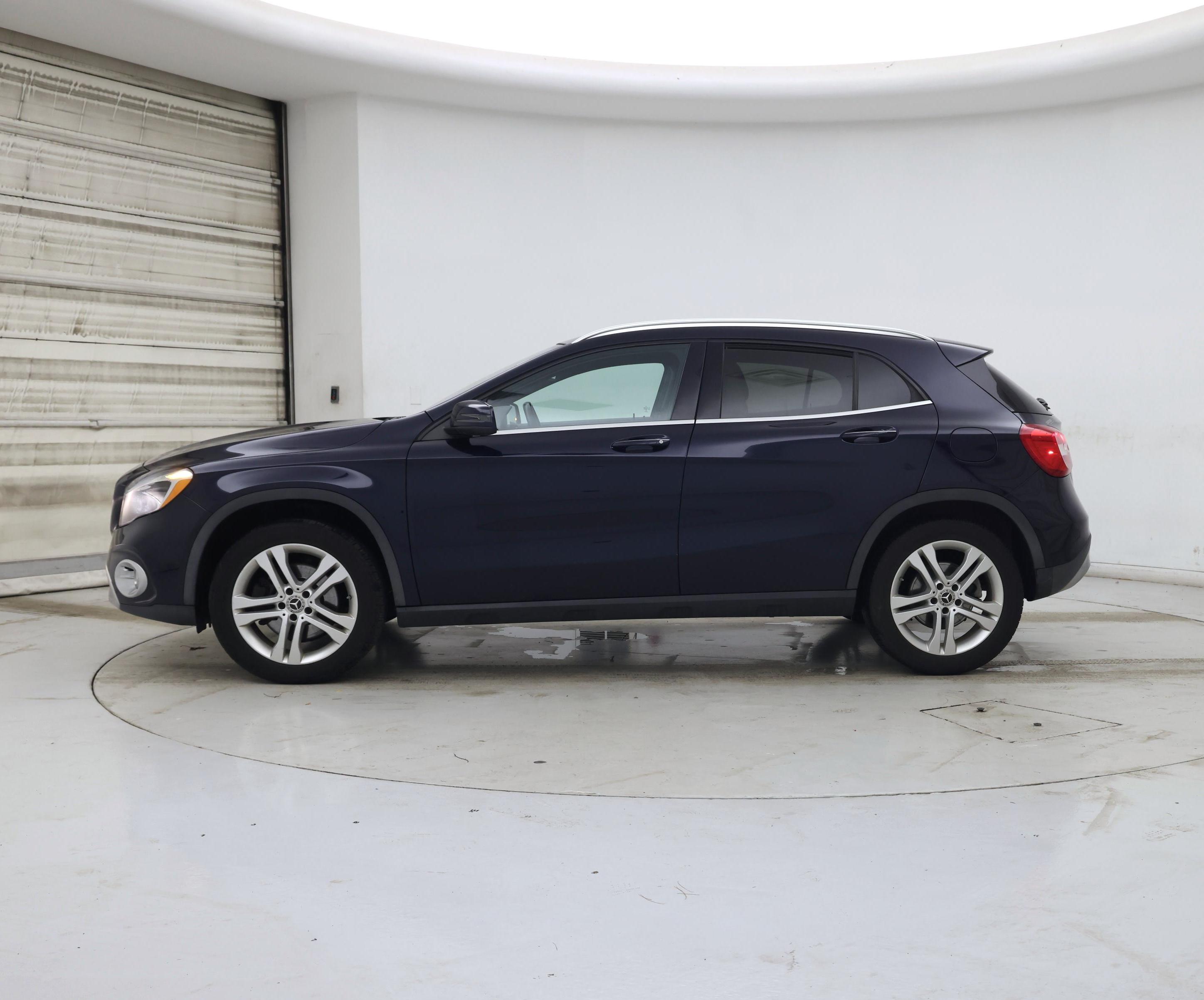 Thumbnail: 2018 Mercedes-Benz GLA - 3