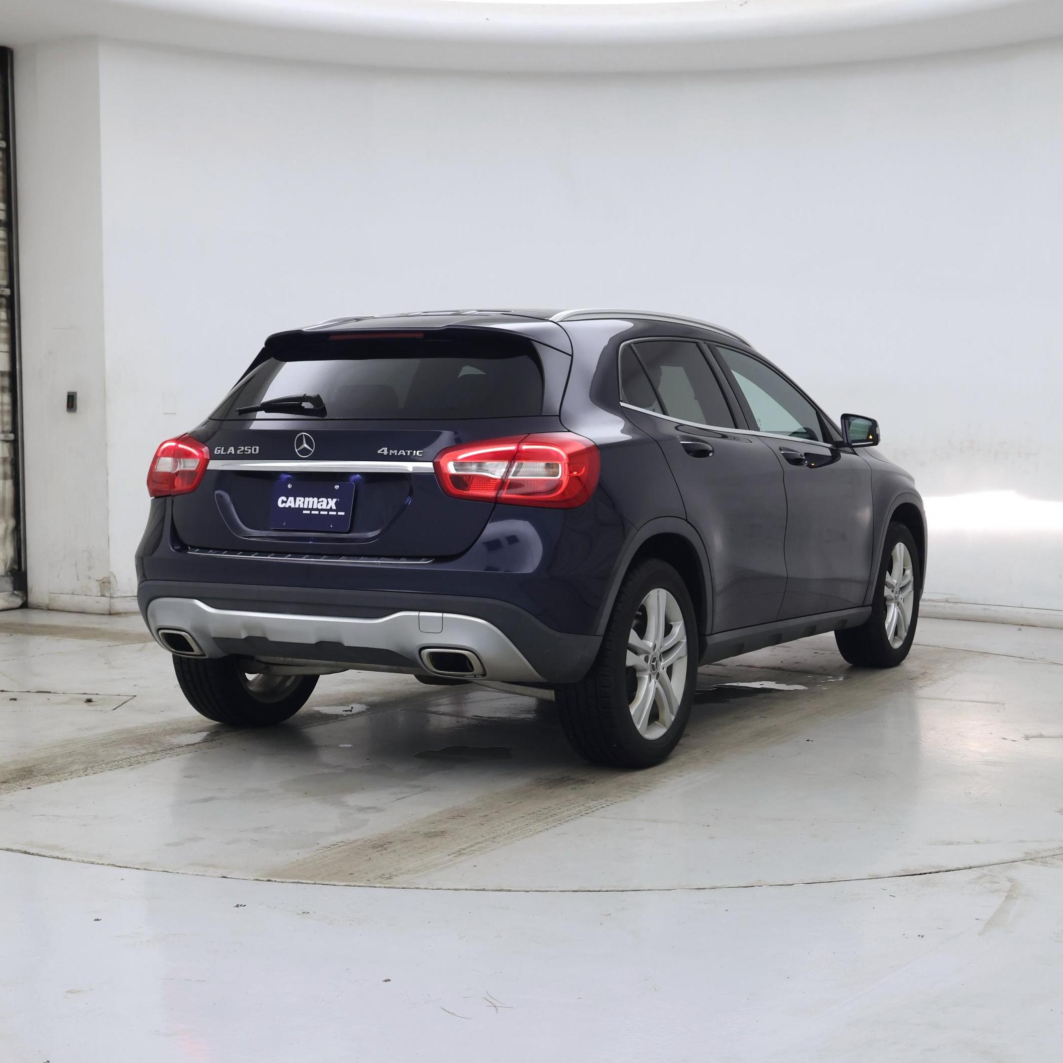 Thumbnail: 2018 Mercedes-Benz GLA - 8