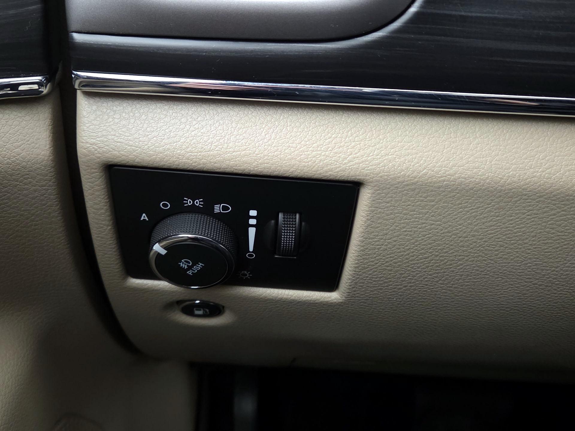 Thumbnail: 2019 Jeep Grand Cherokee - 13