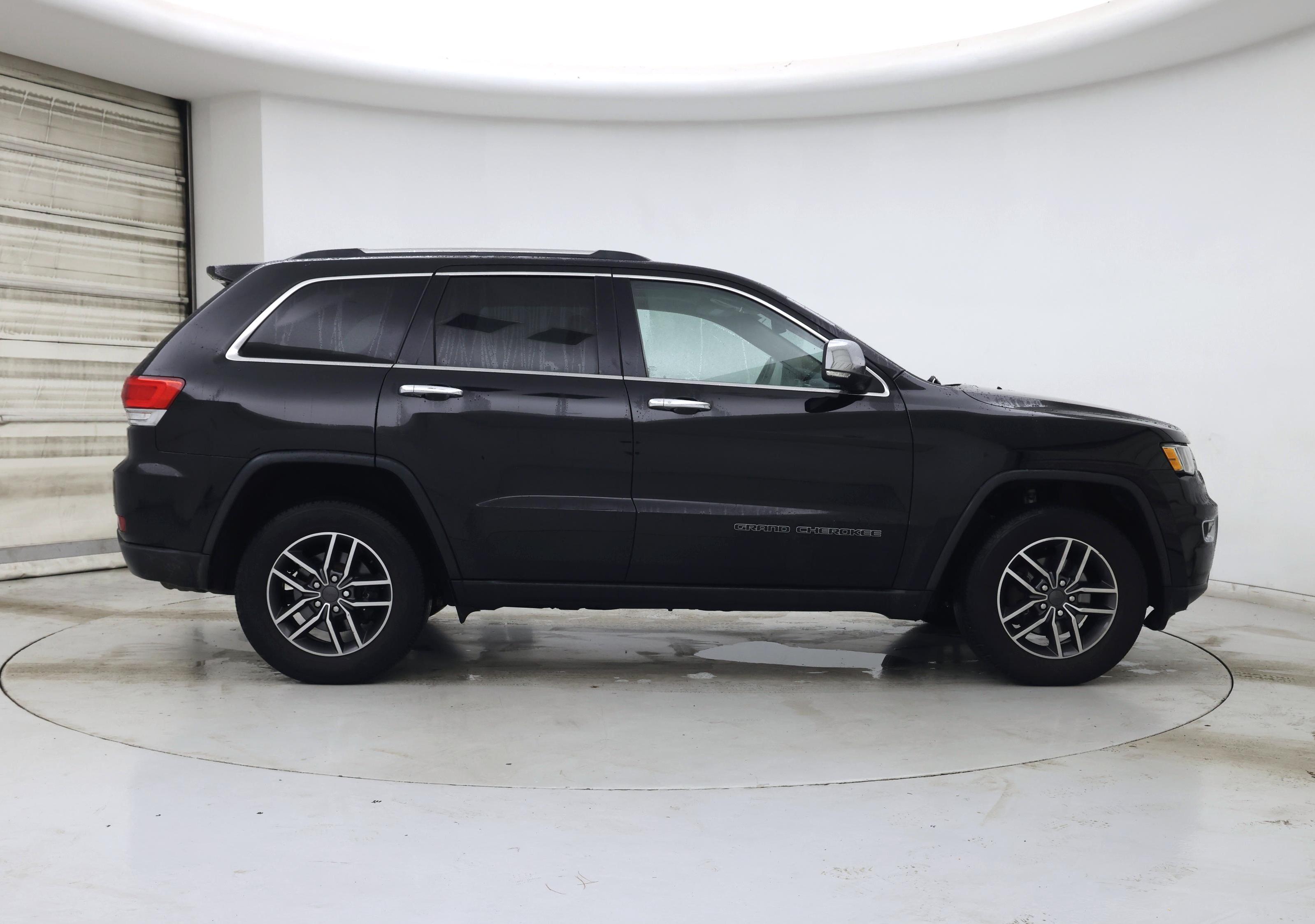Thumbnail: 2019 Jeep Grand Cherokee - 7