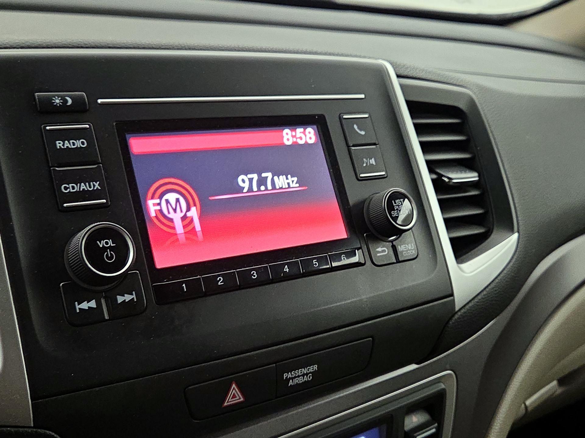 Thumbnail: 2016 Honda Pilot - 15