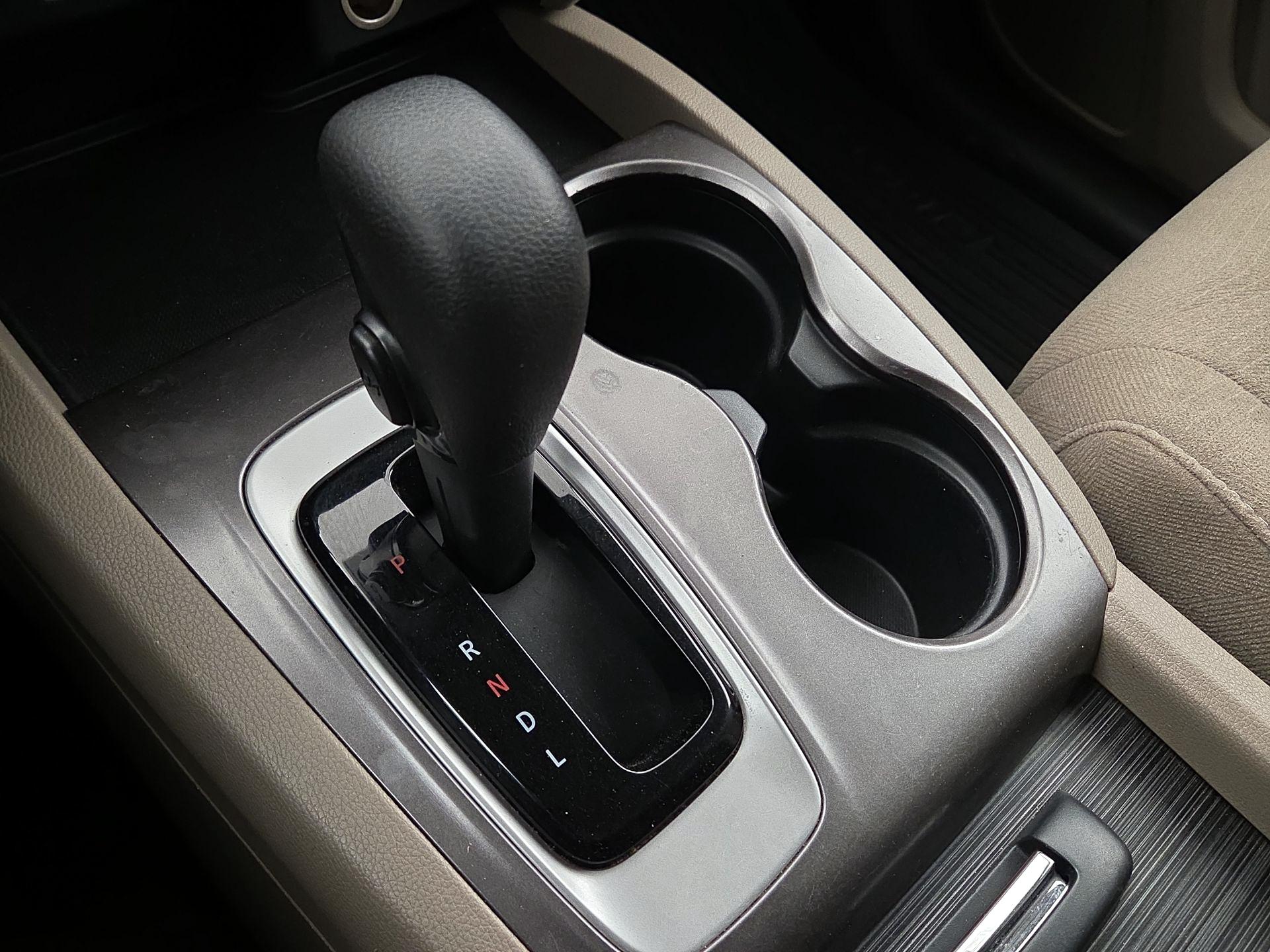 Thumbnail: 2016 Honda Pilot - 17