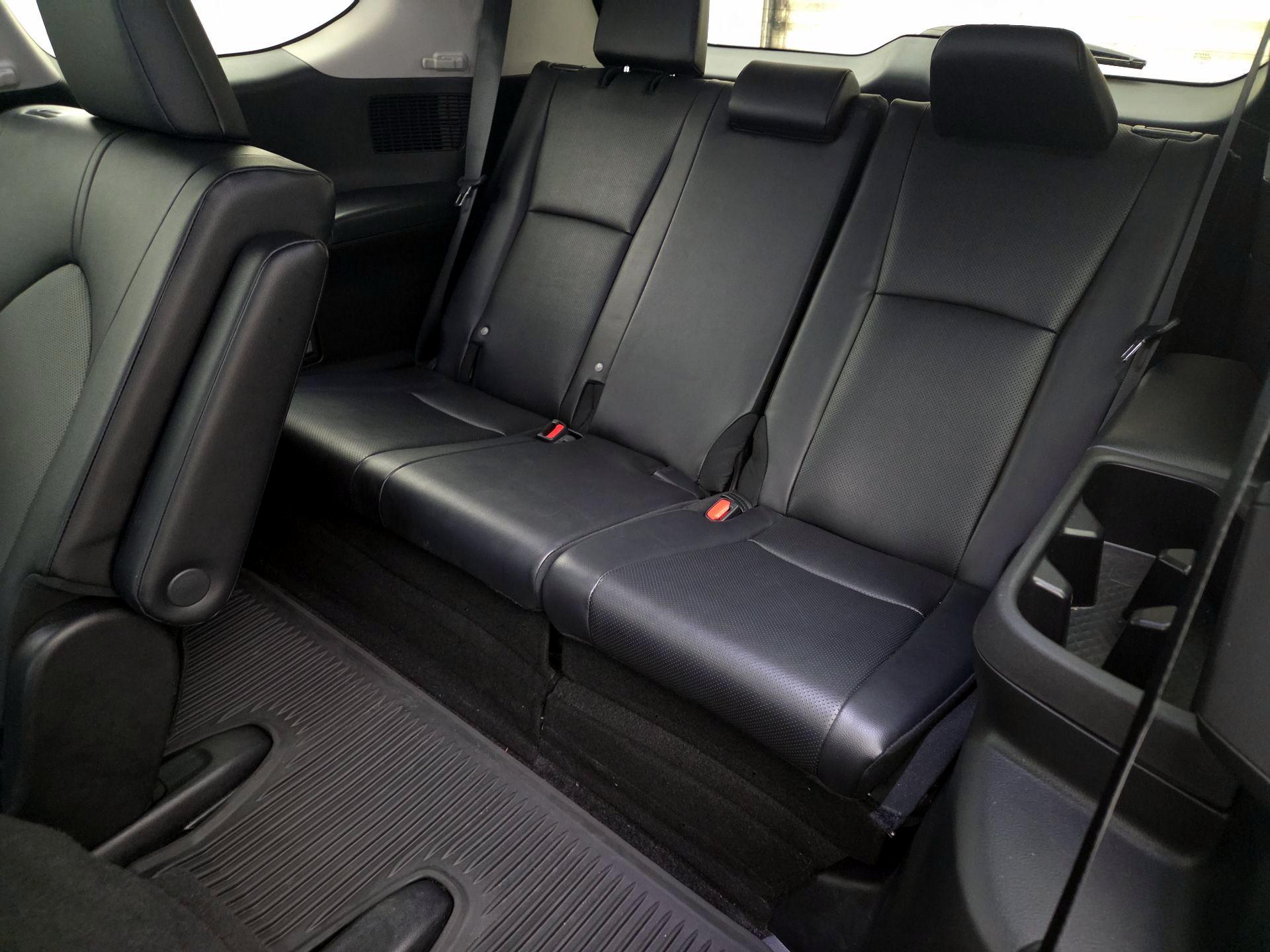 Thumbnail: 2024 Toyota Highlander - 20