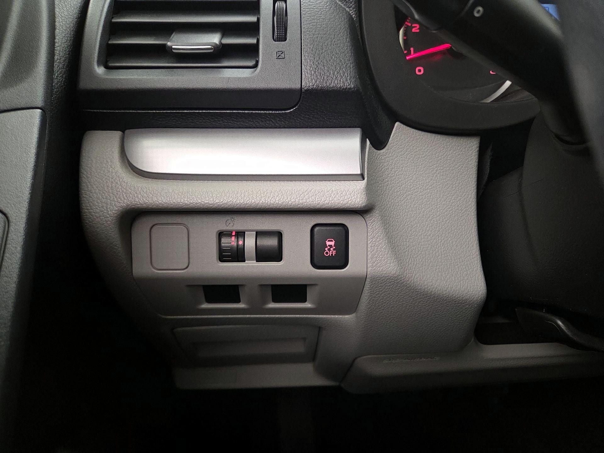 Thumbnail: 2015 Subaru Forester - 13