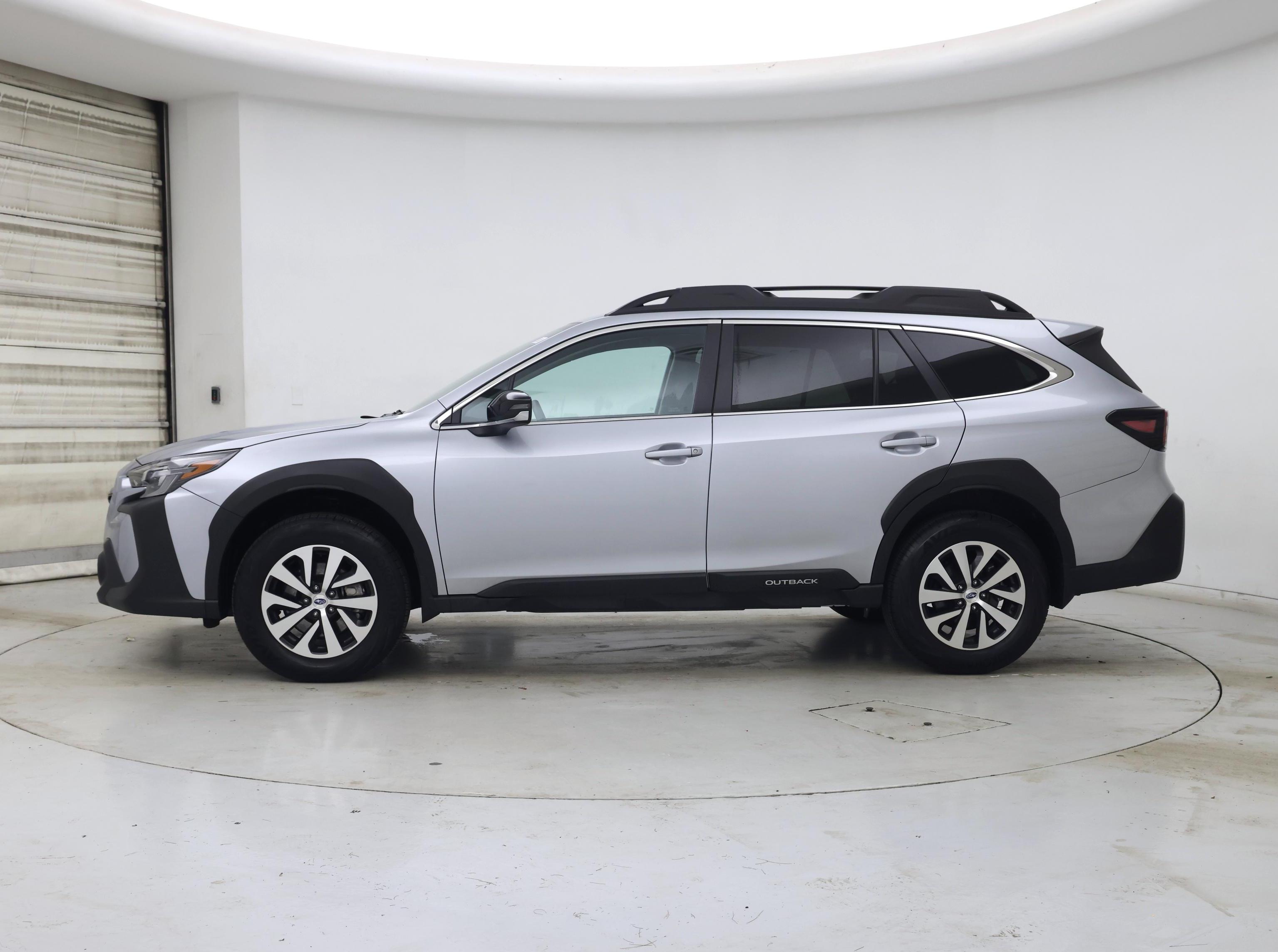 Thumbnail: 2025 Subaru Outback - 3