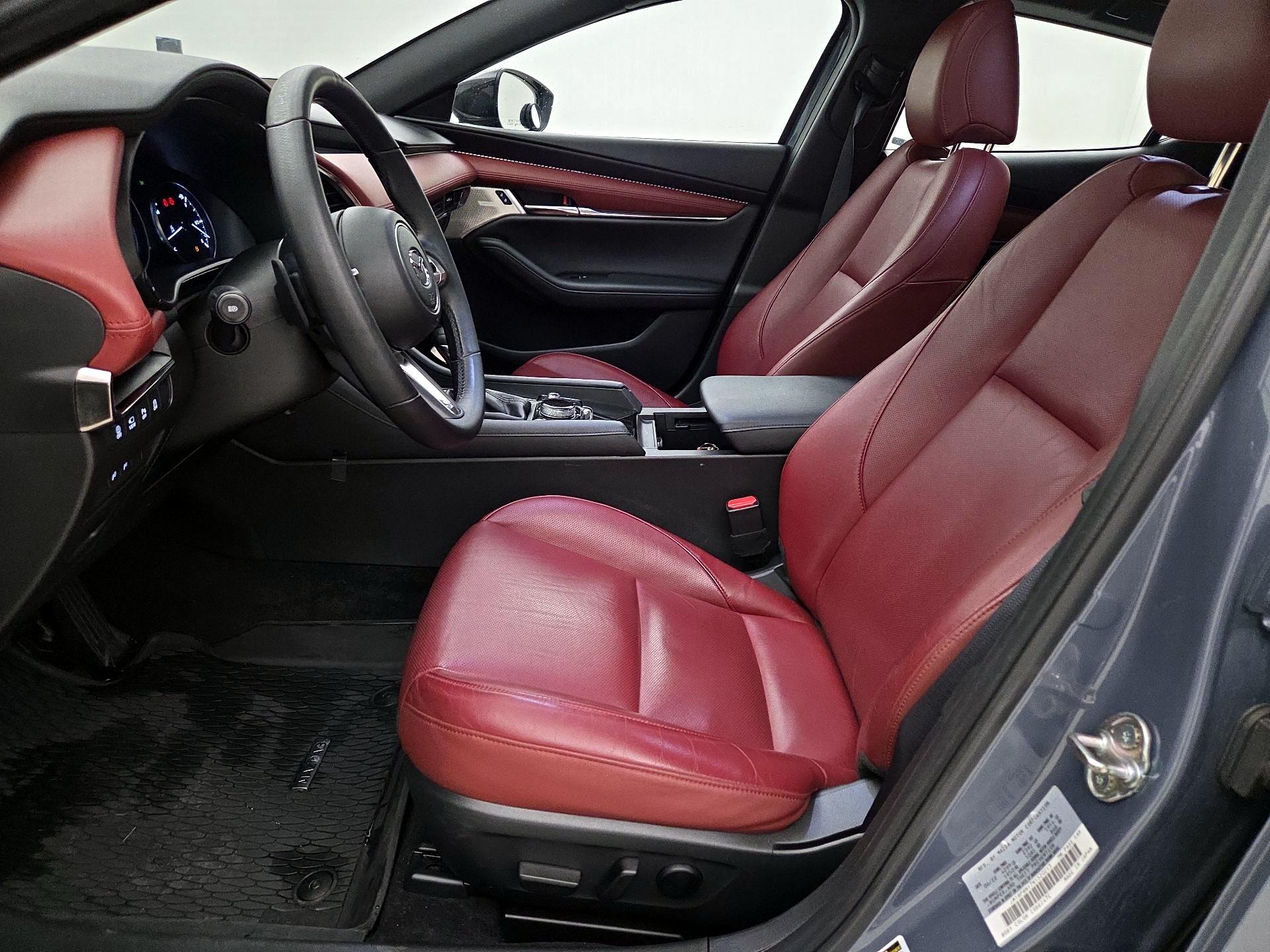 Thumbnail: 2022 Mazda Mazda3 - 11