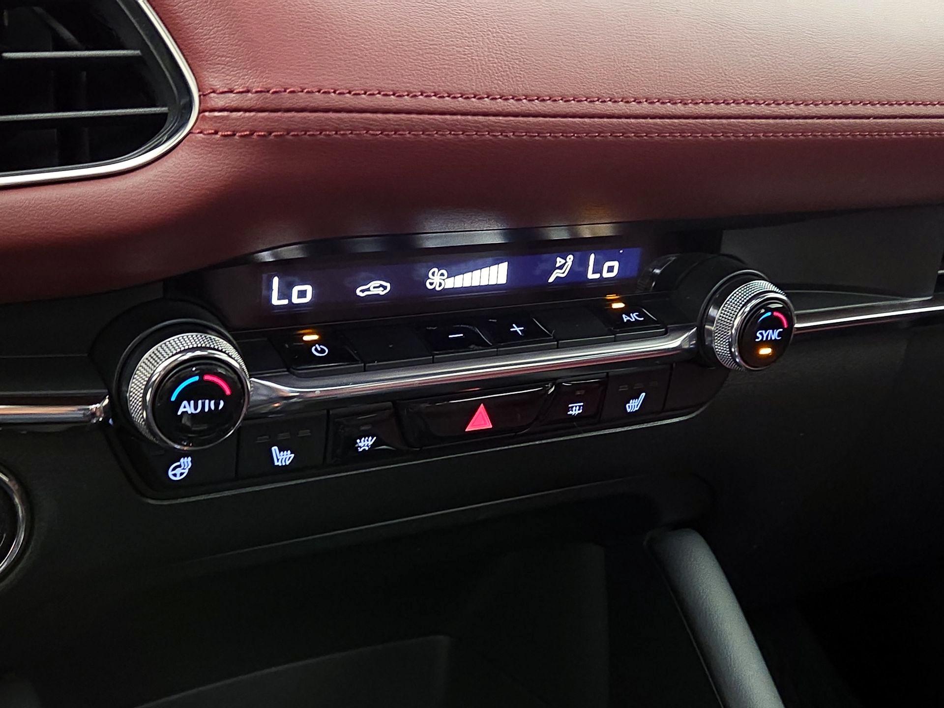 Thumbnail: 2022 Mazda Mazda3 - 17